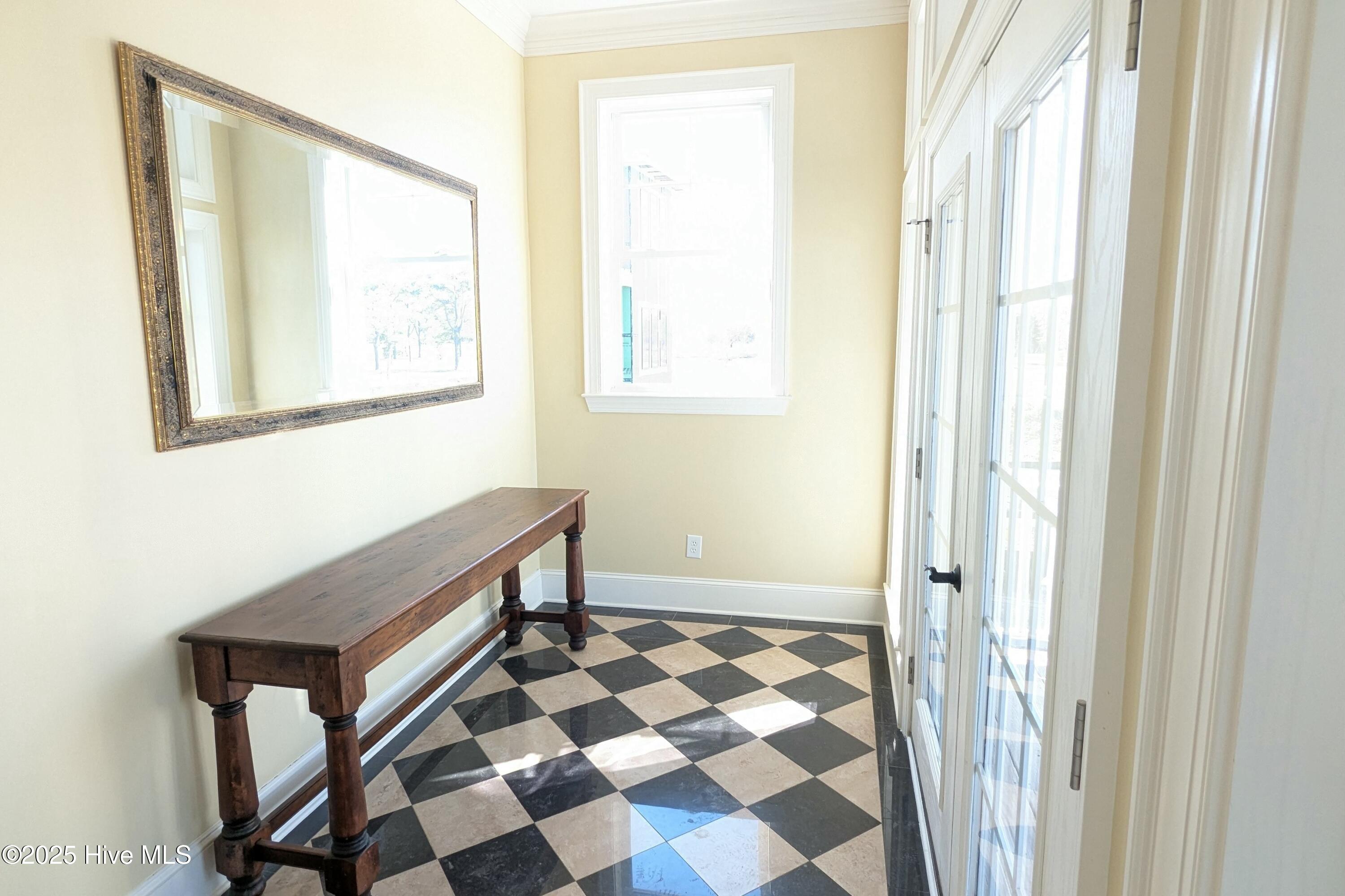 1405 Oglesby Road Property Photo 8