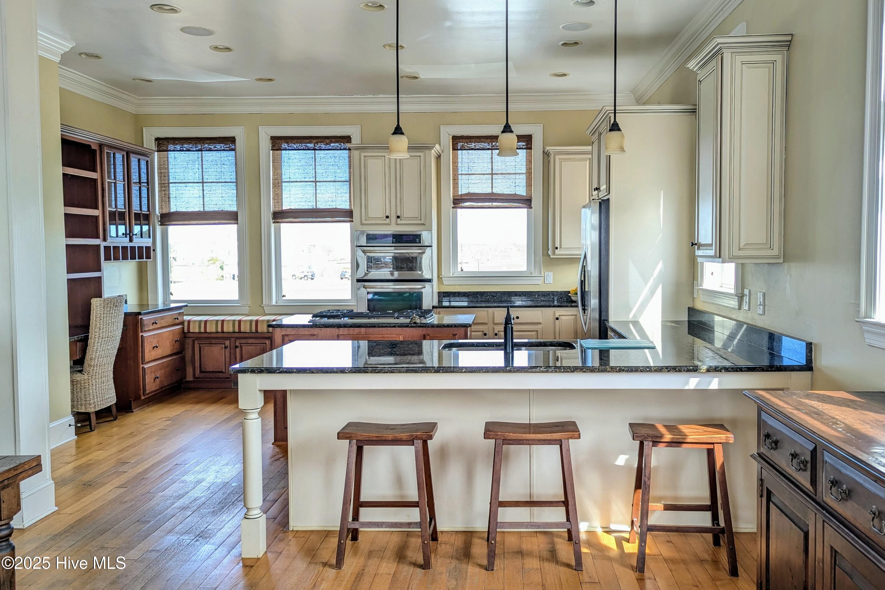 1405 Oglesby Road Property Photo 11
