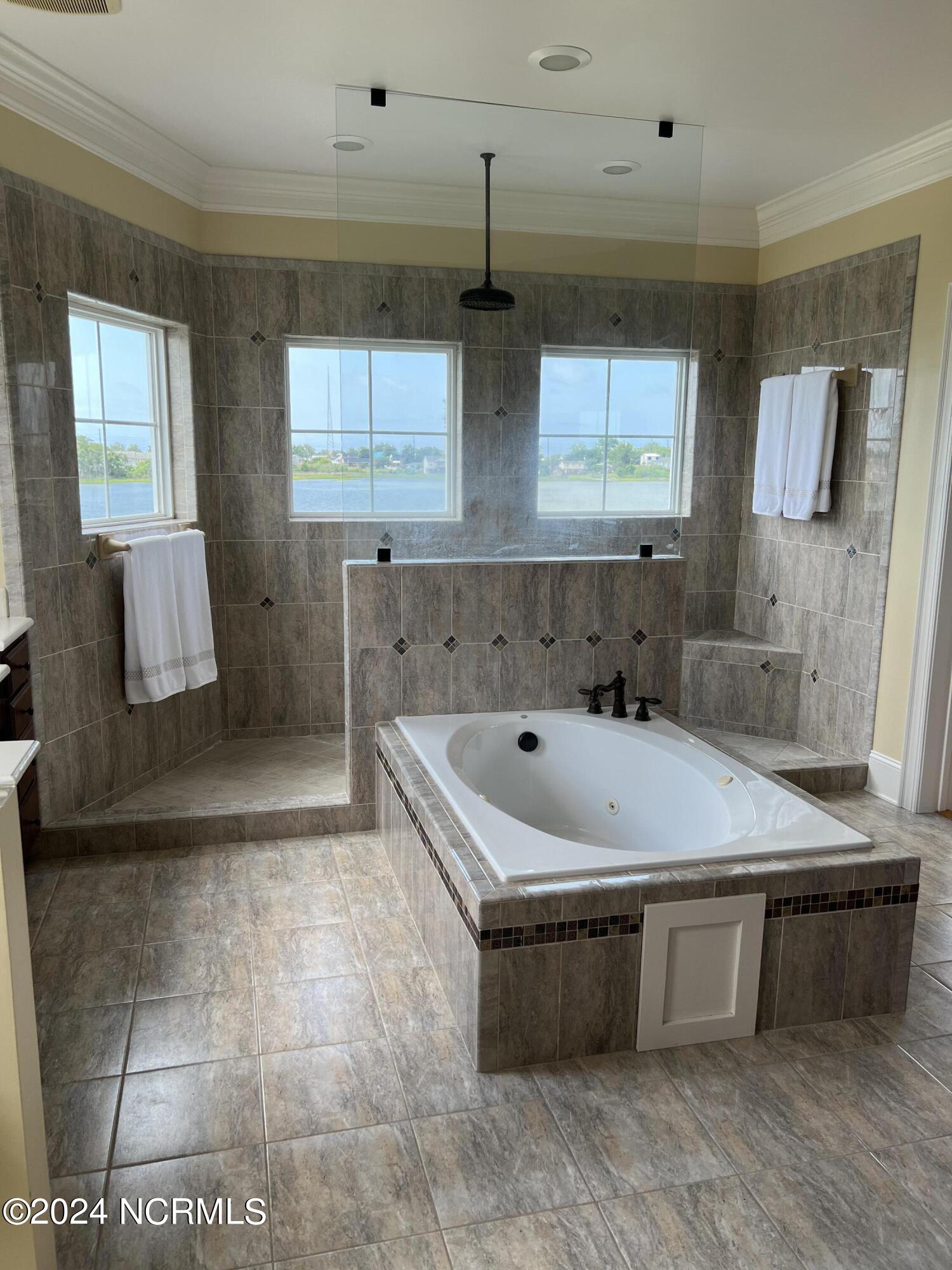 1405 Oglesby Road Property Photo 30