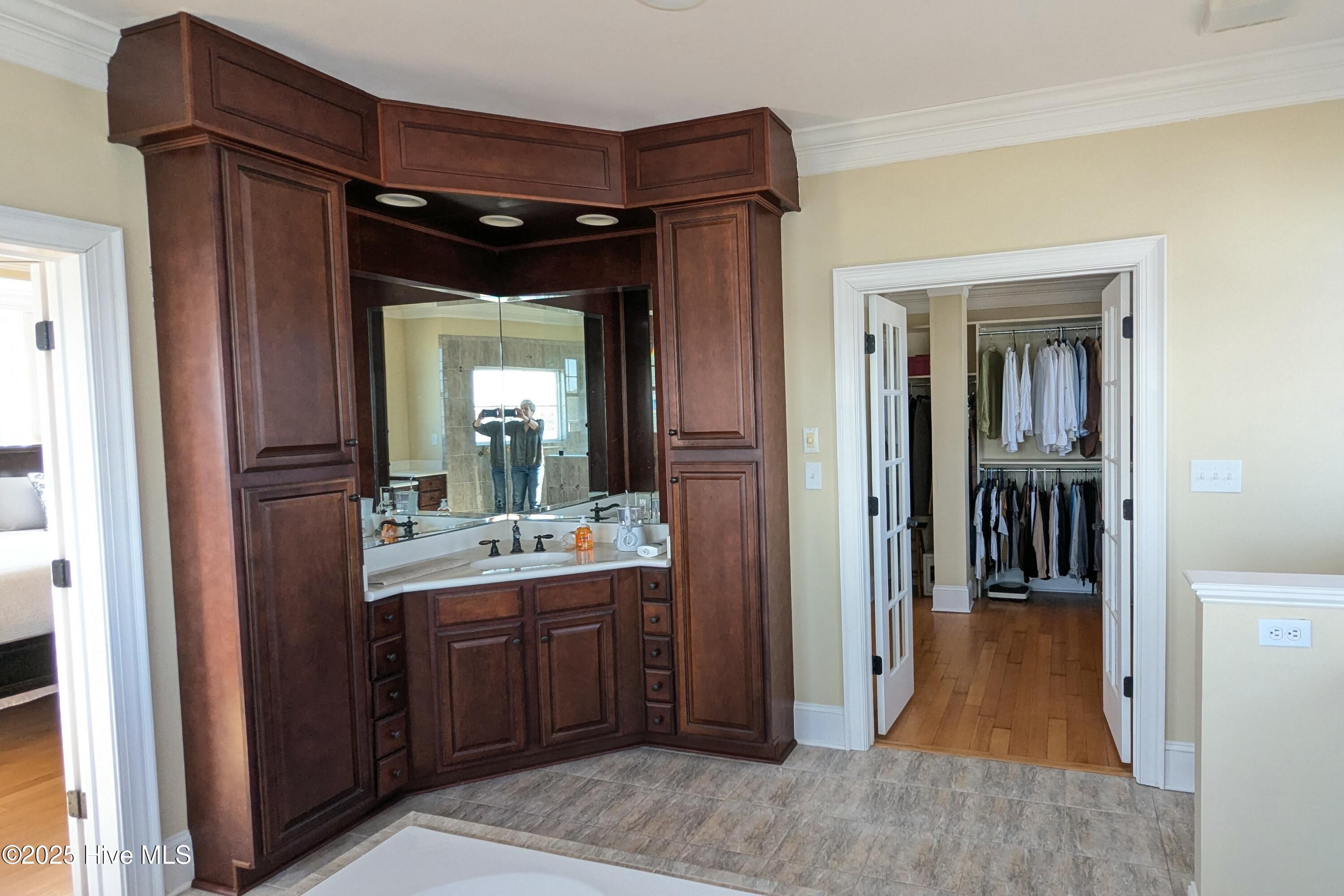 1405 Oglesby Road Property Photo 32