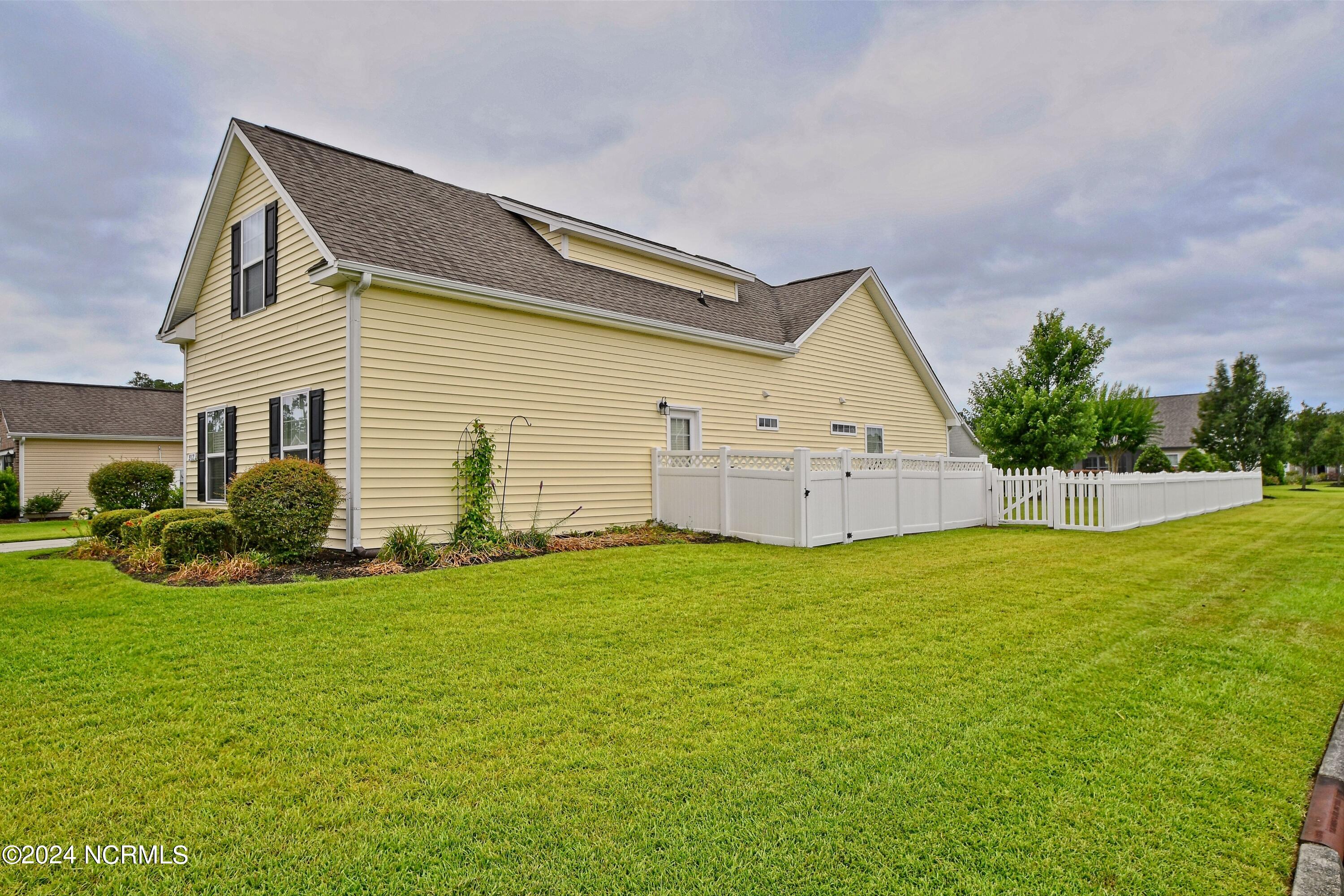 912 Corn Planters Circle Property Photo 32