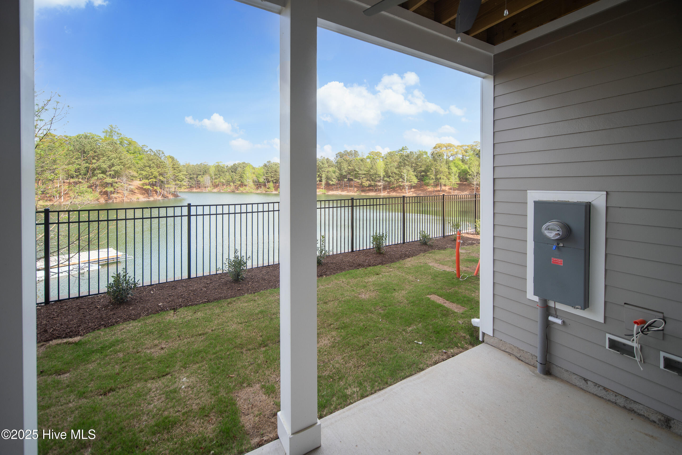 2656 Alvernia Drive Property Photo 6