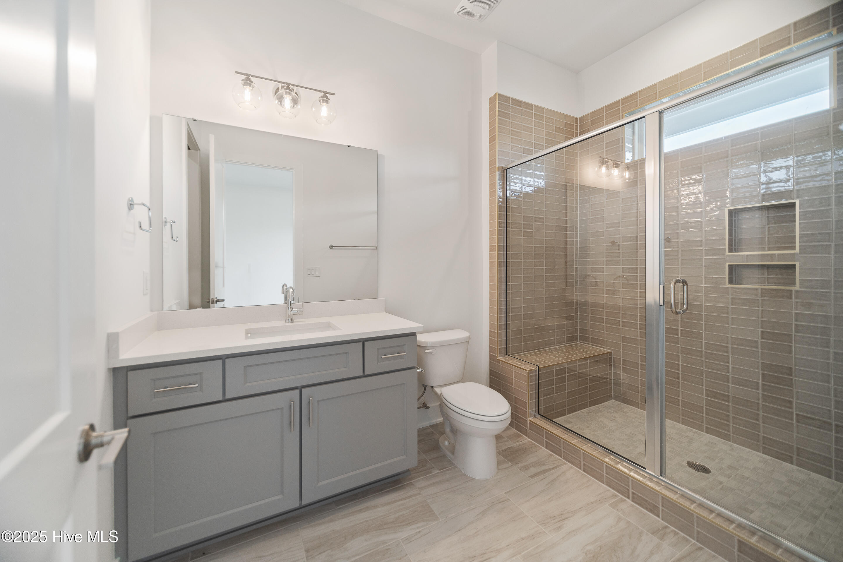 2656 Alvernia Drive Property Photo 8