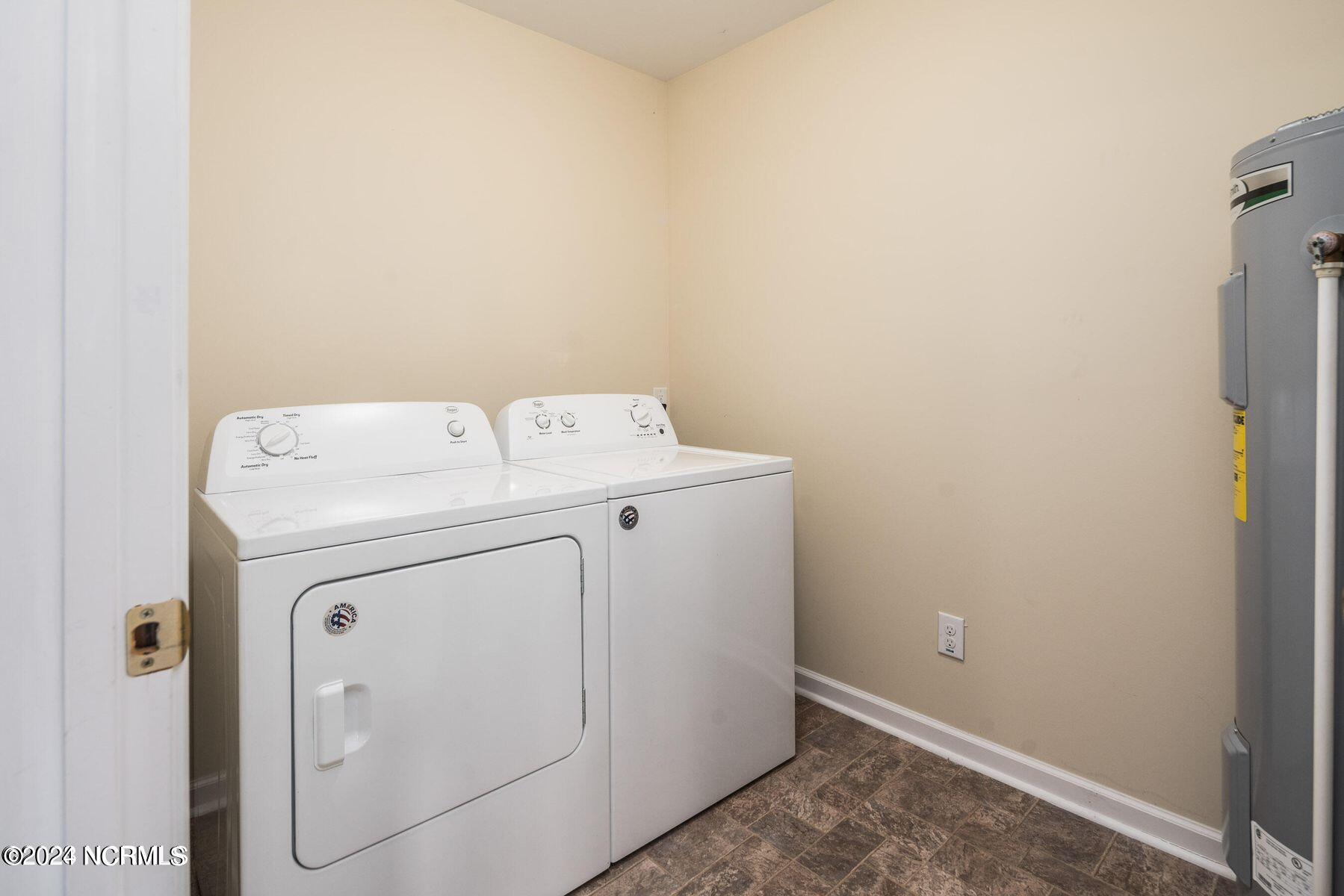 4876 Loop Road Property Photo 9
