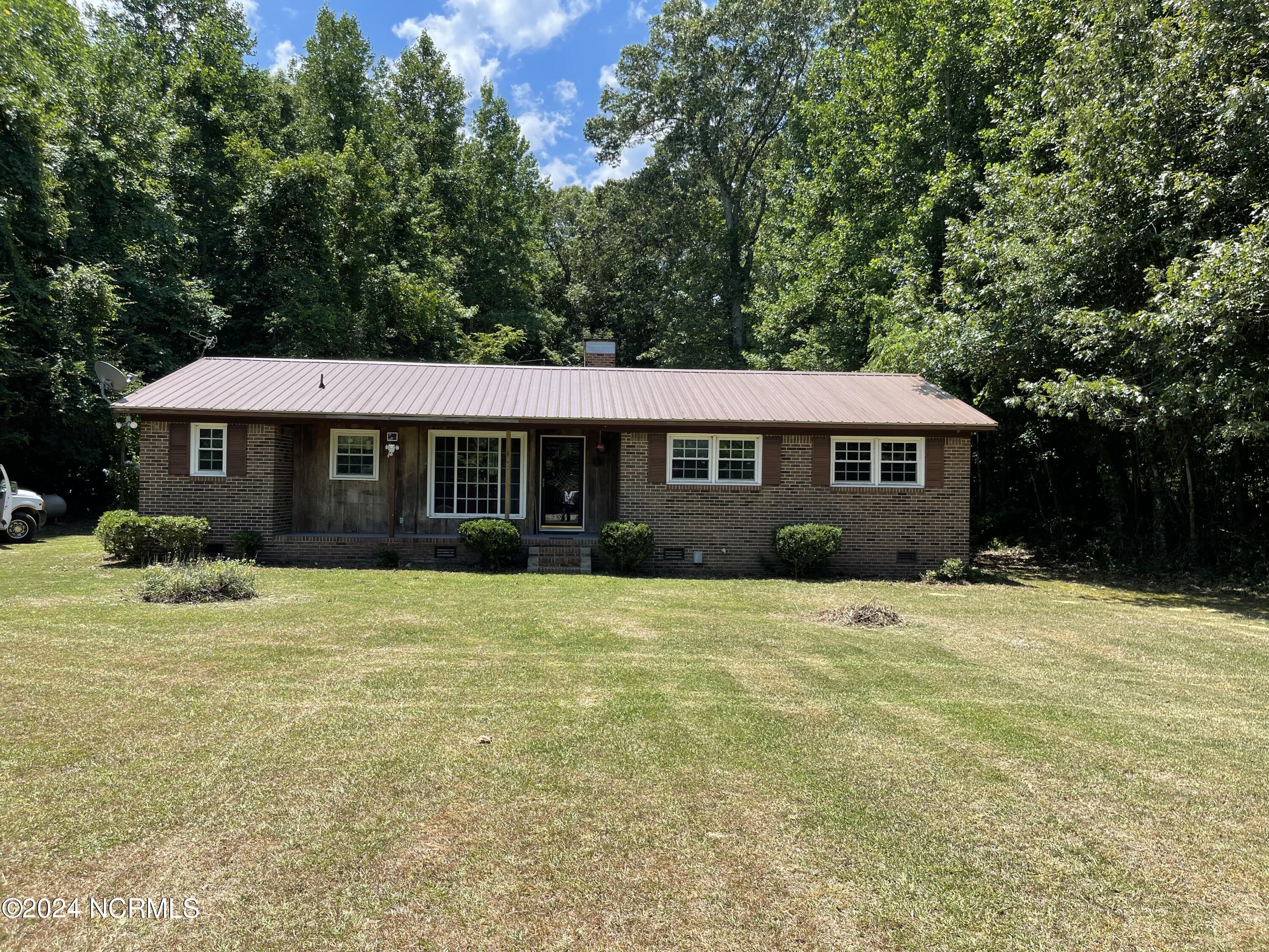 600 Mallard Drive Property Photo