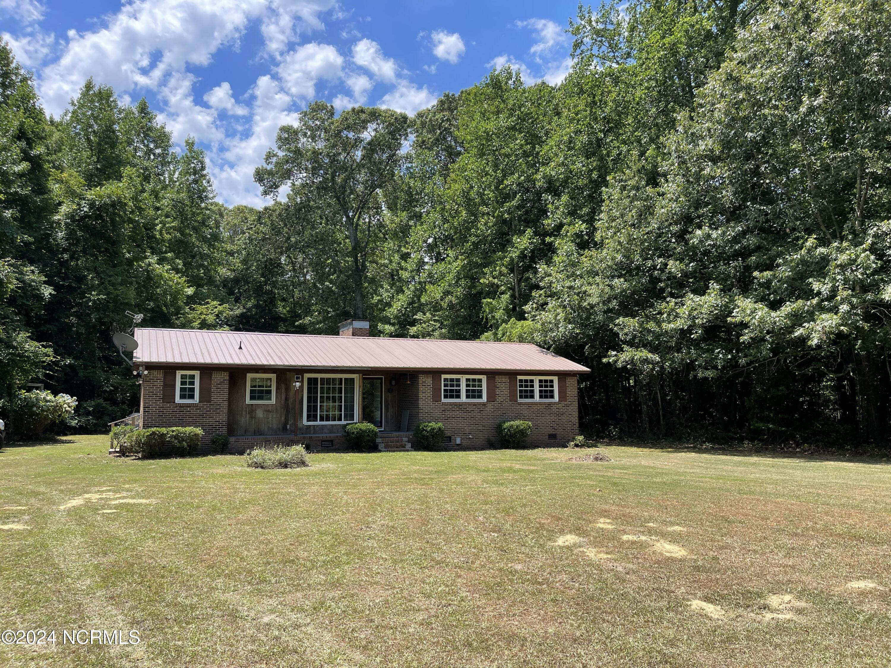 600 Mallard Drive Property Photo 3