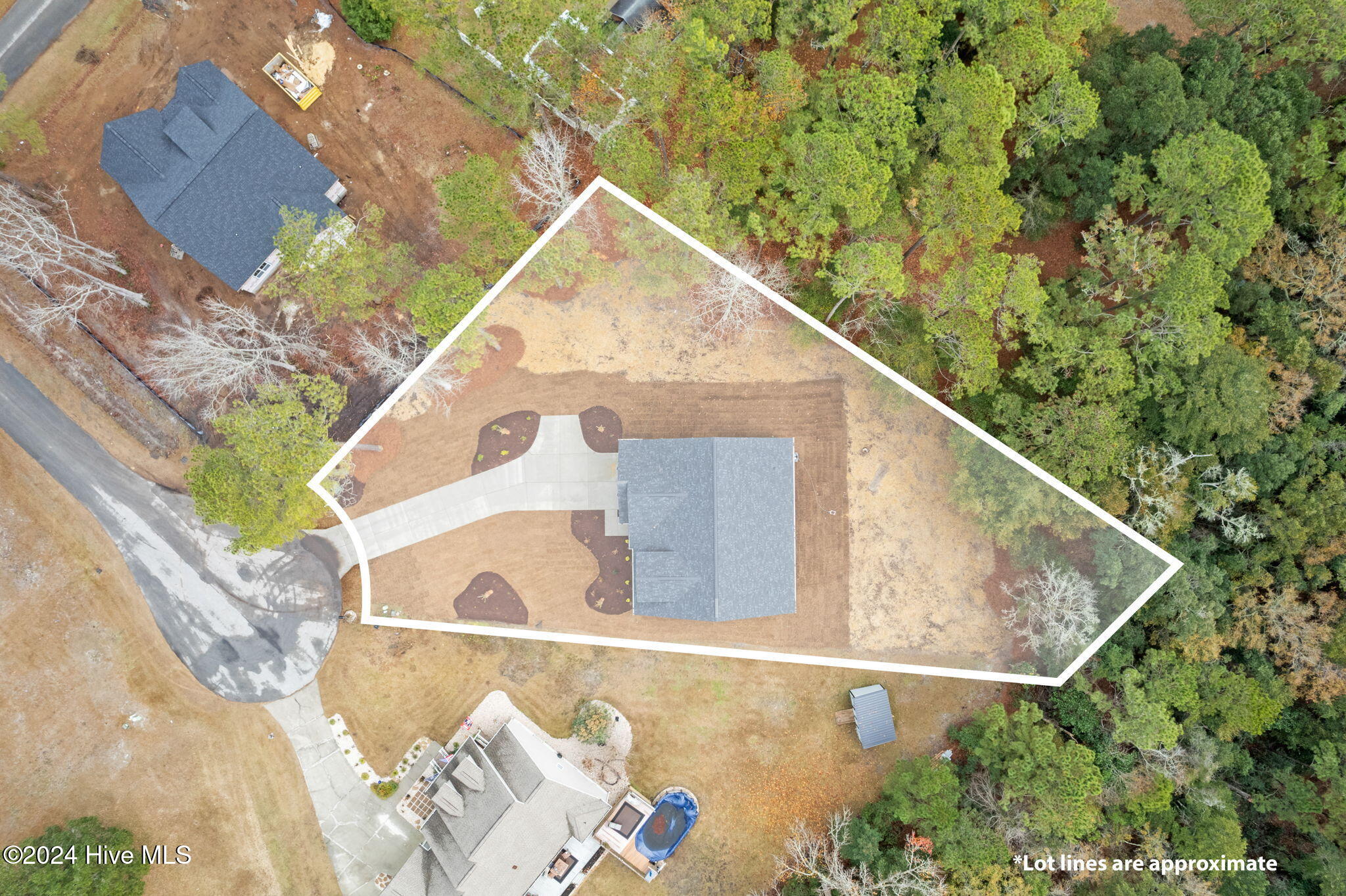 1564 Lansing Court Property Photo 45