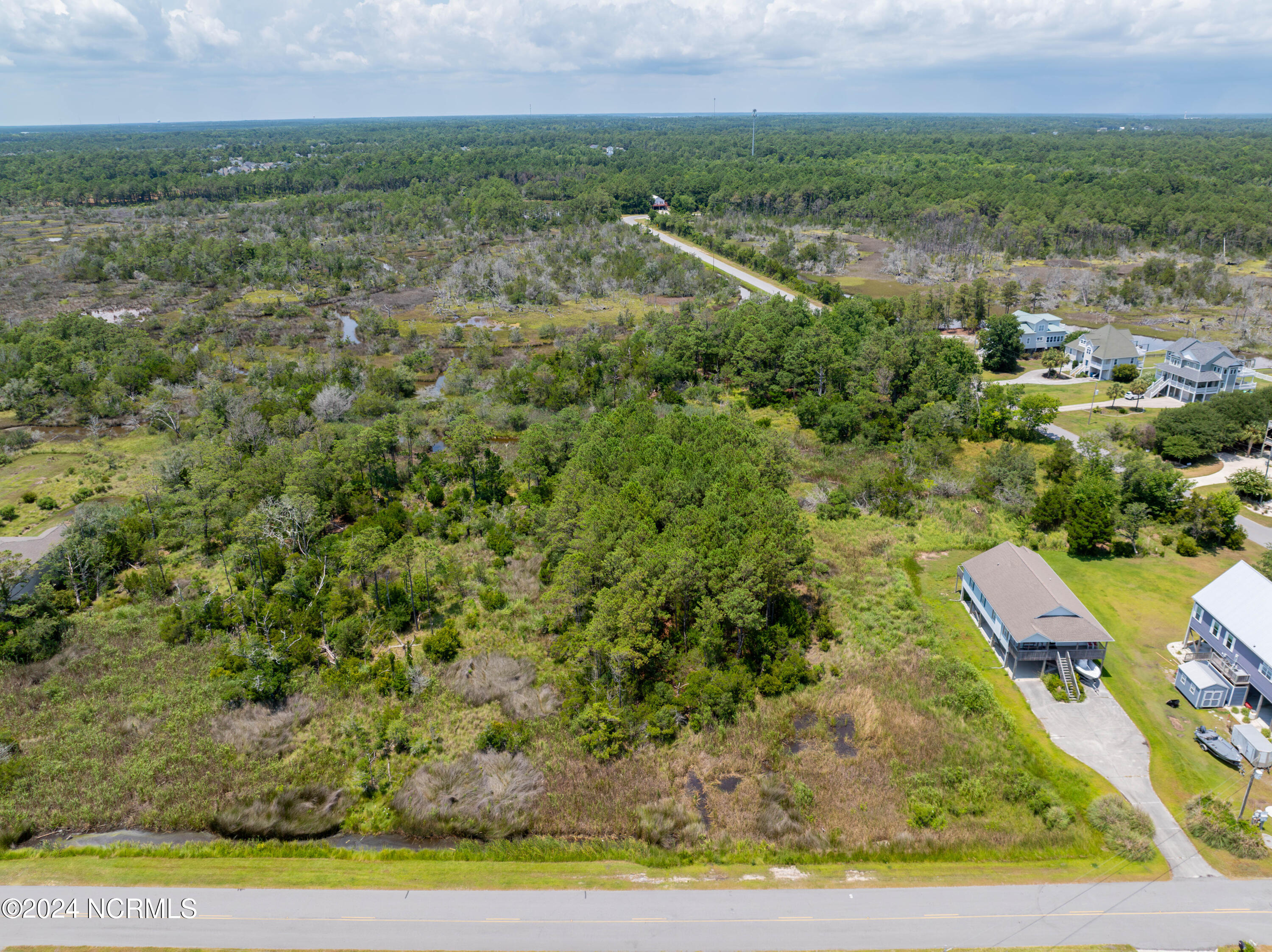 210 Waterway Drive Property Photo 15