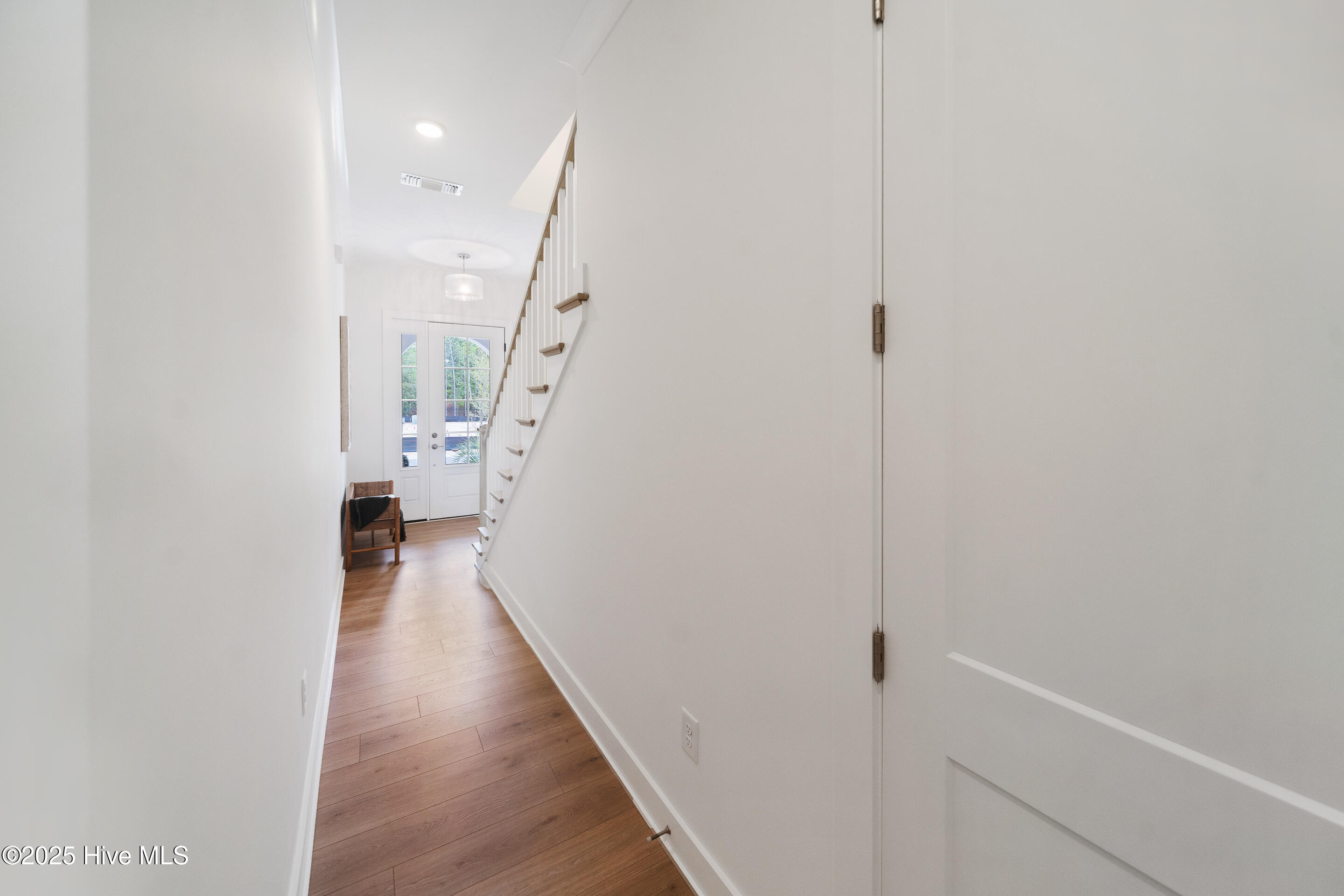 2601 Alvernia Drive Property Photo 3