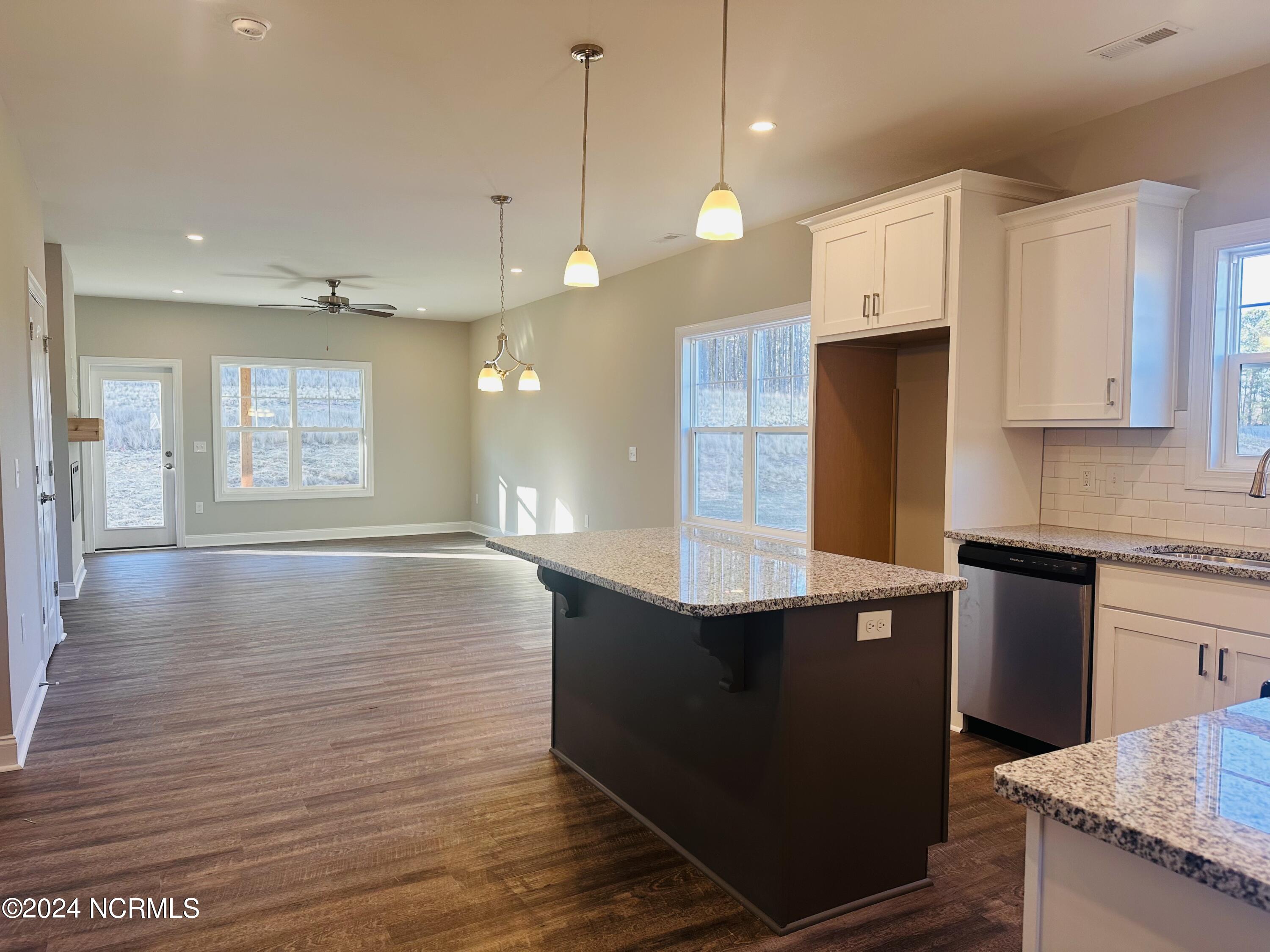 160 Carver Street Property Photo 5