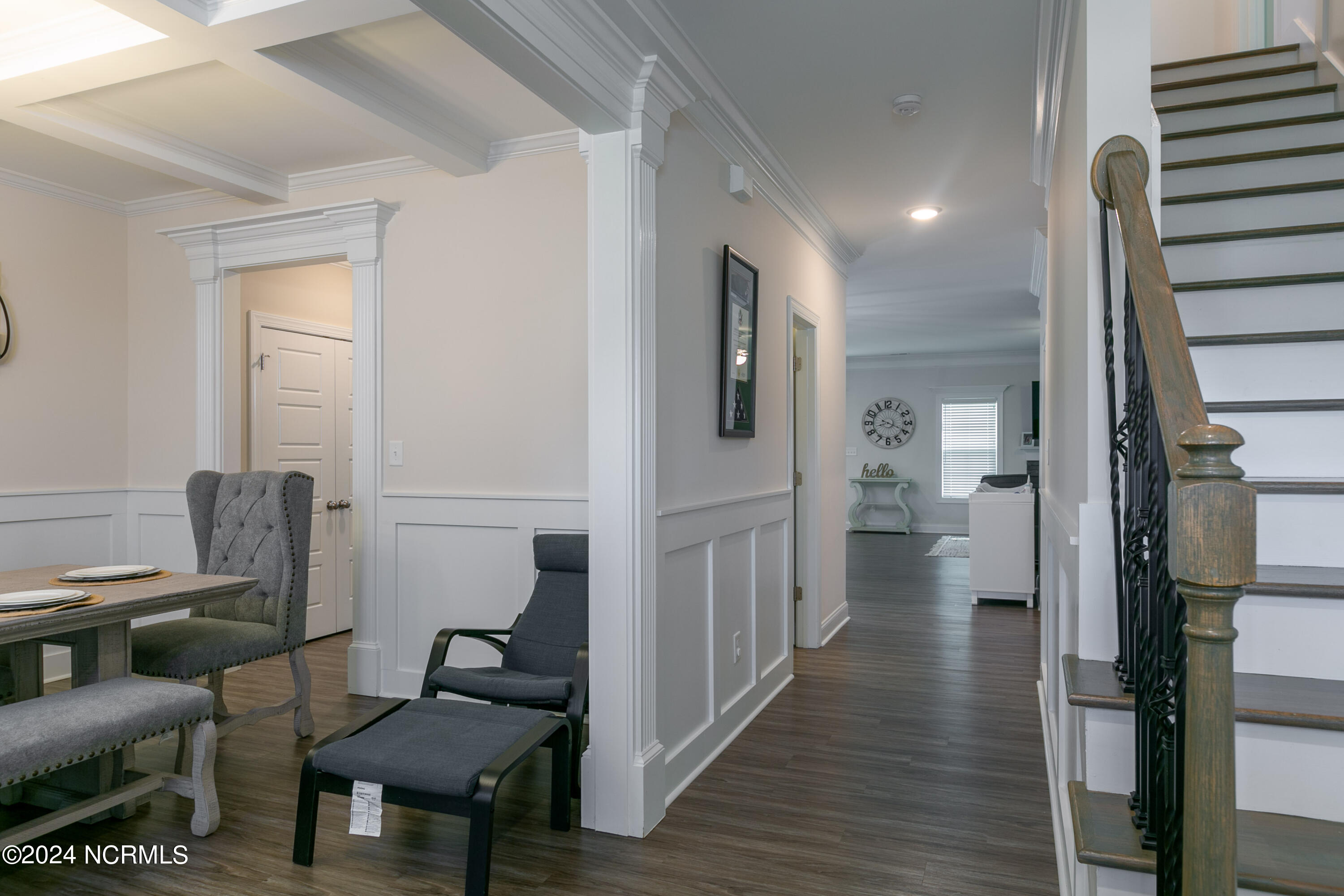 45 E Bermuda Circle Property Photo 5