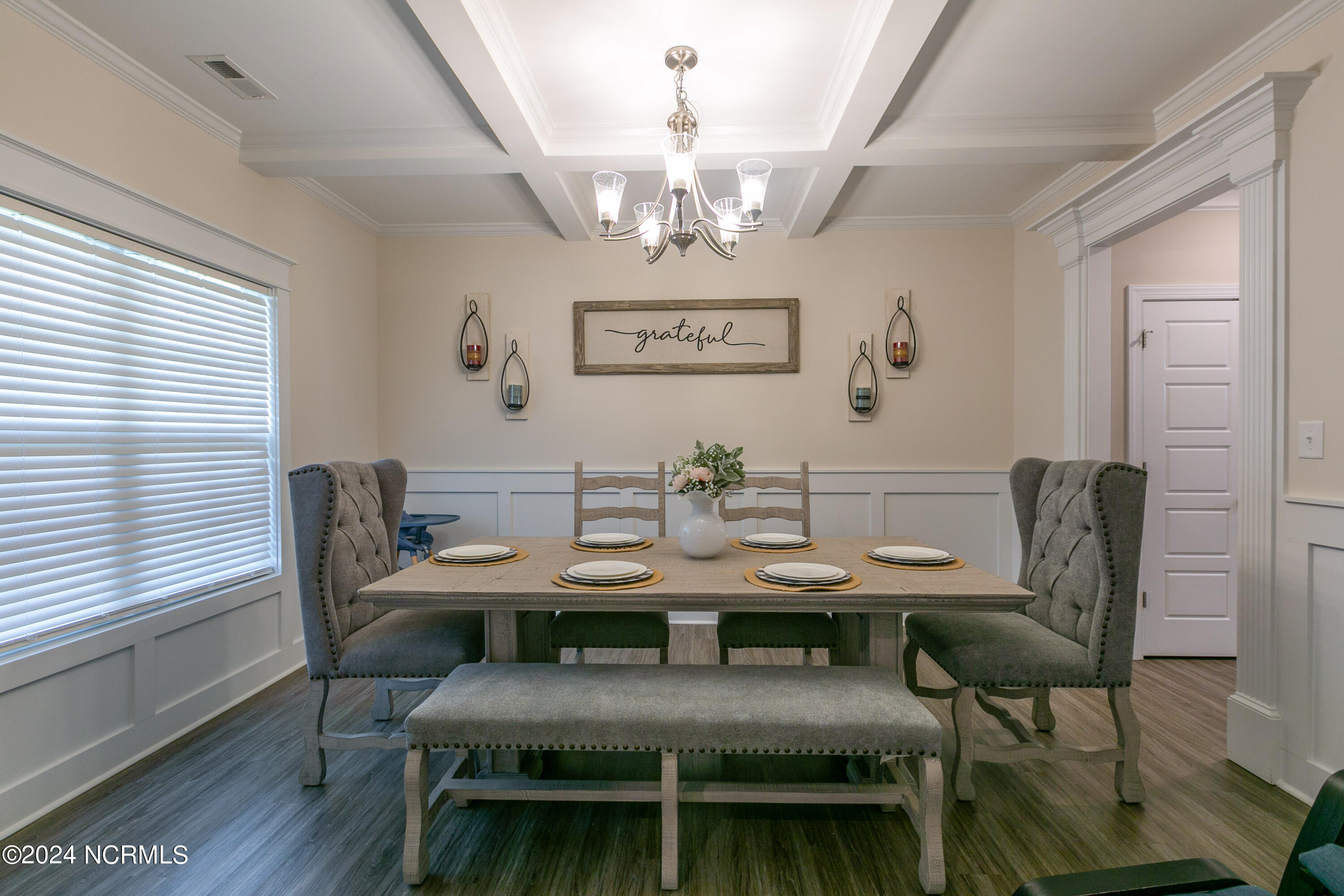 45 E Bermuda Circle Property Photo 6
