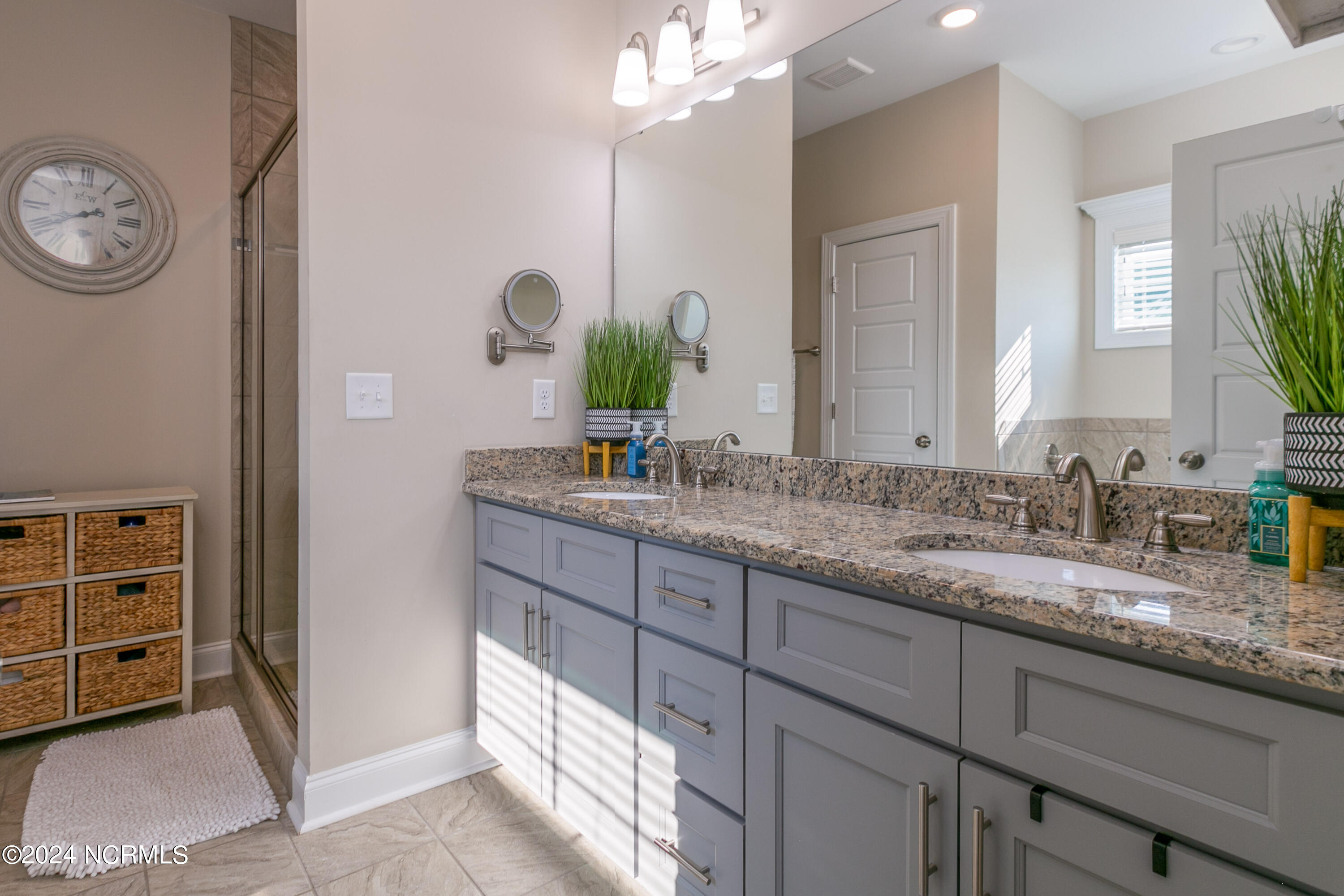 45 E Bermuda Circle Property Photo 22