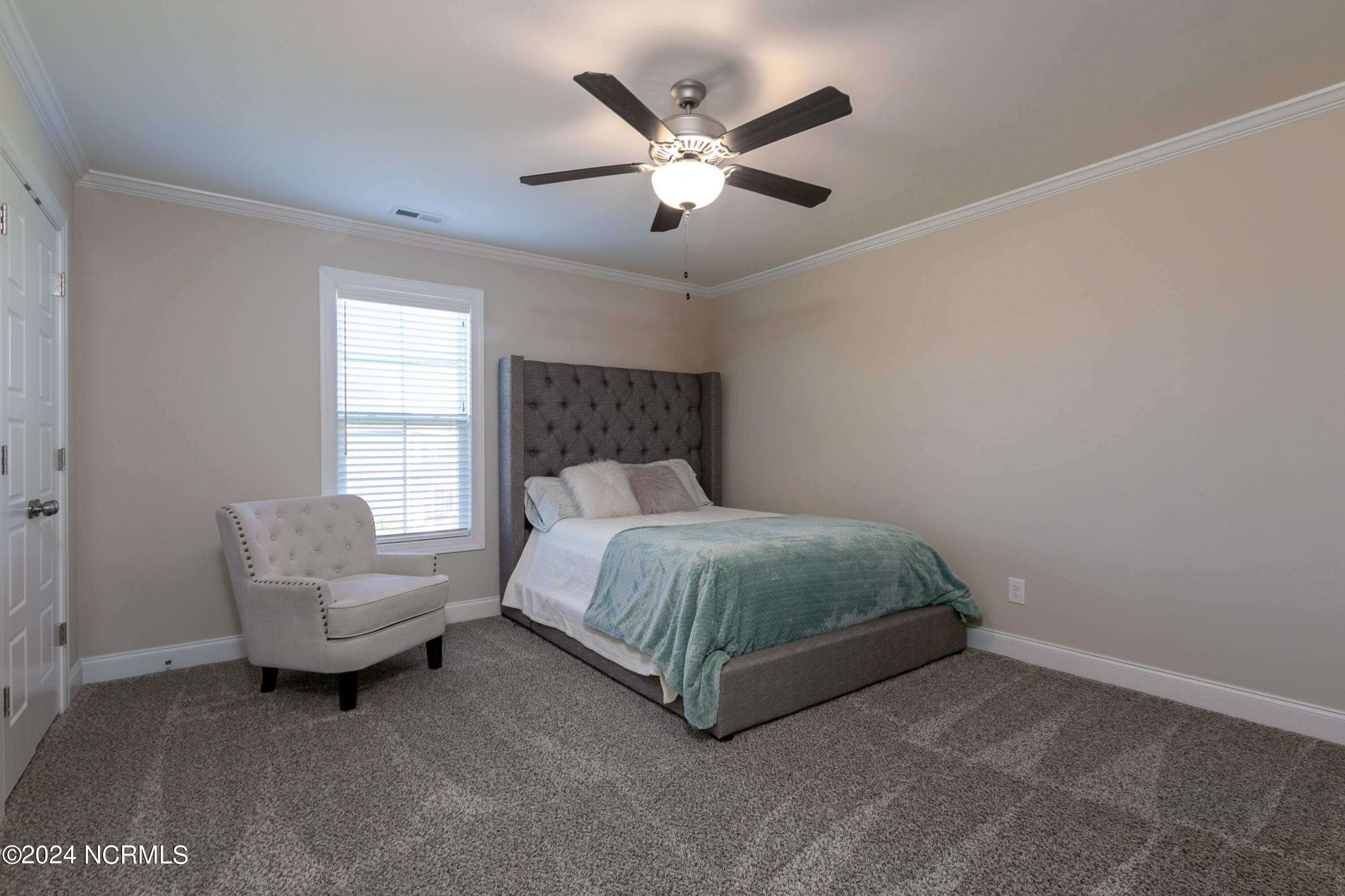 45 E Bermuda Circle Property Photo 32