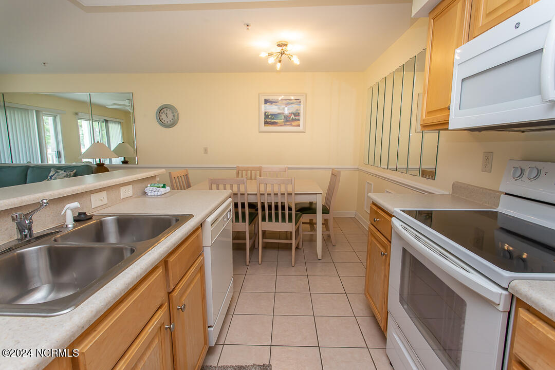 1215 N Middleton Drive Apt 3005 Property Photo 35
