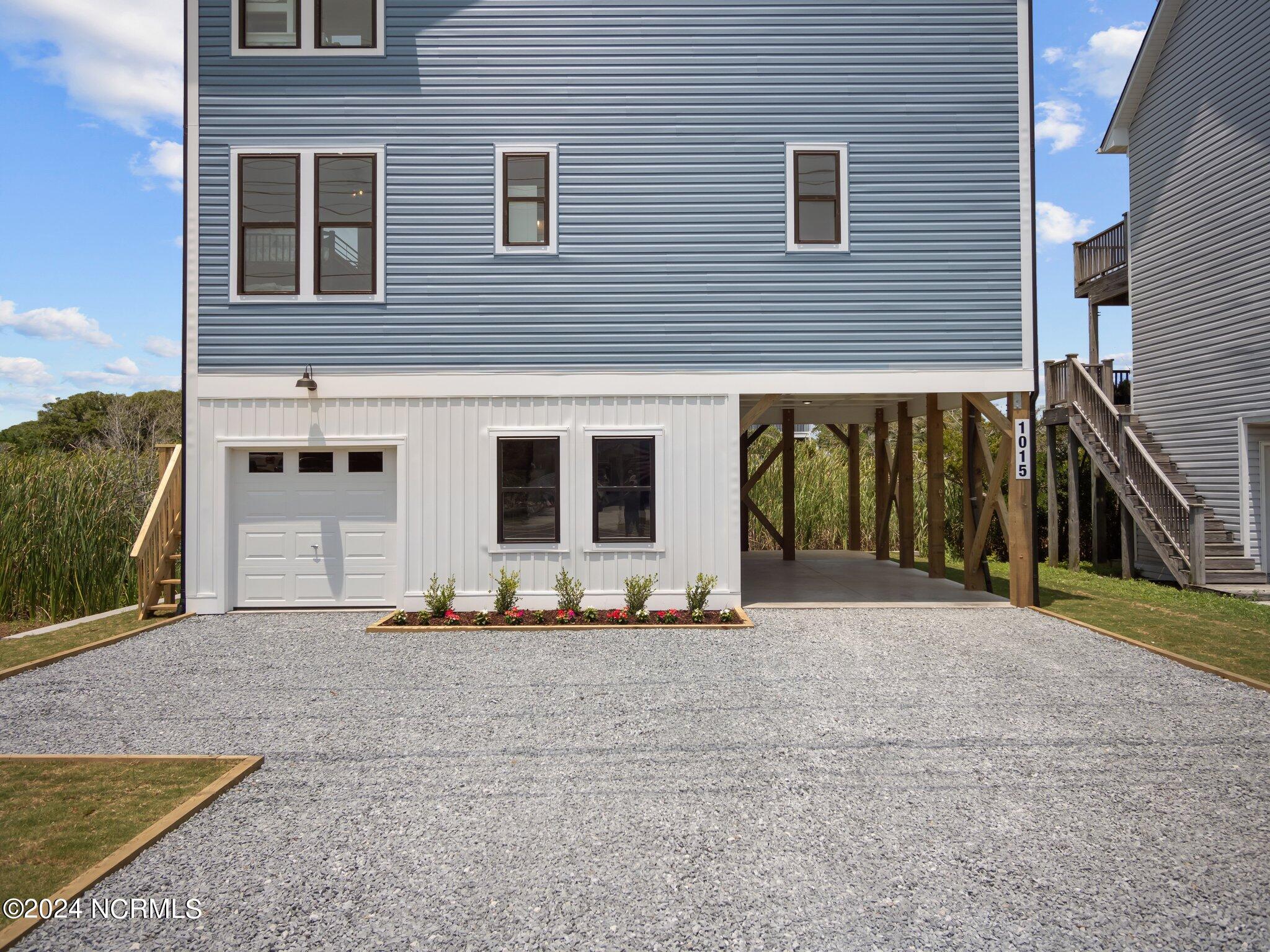 1015 S Topsail Drive Property Photo 4