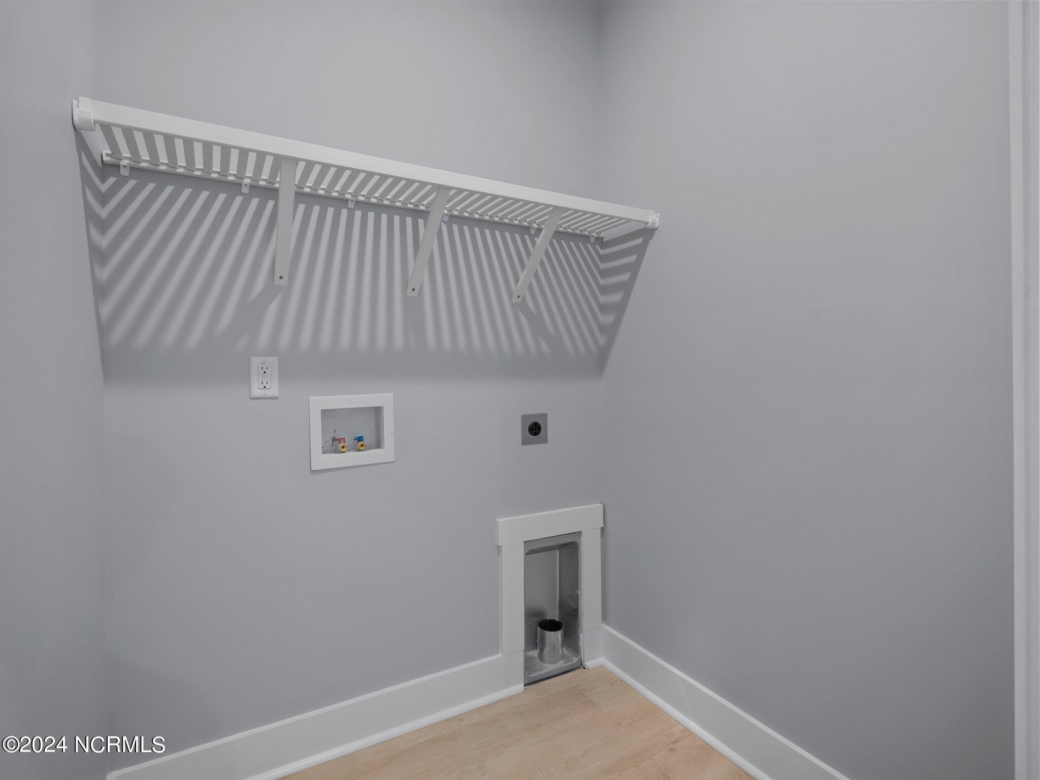1015 S Topsail Drive Property Photo 25