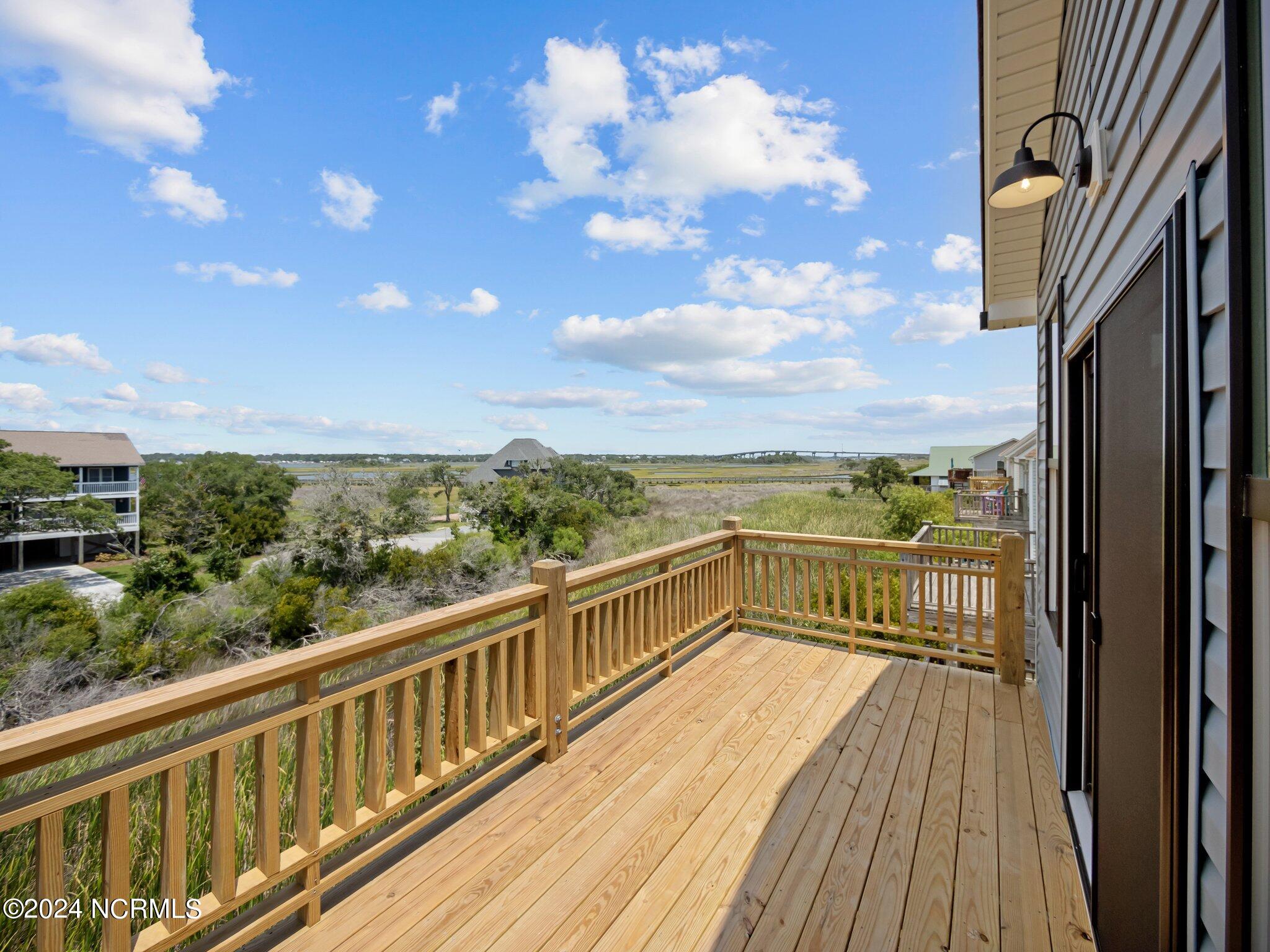 1015 S Topsail Drive Property Photo 50