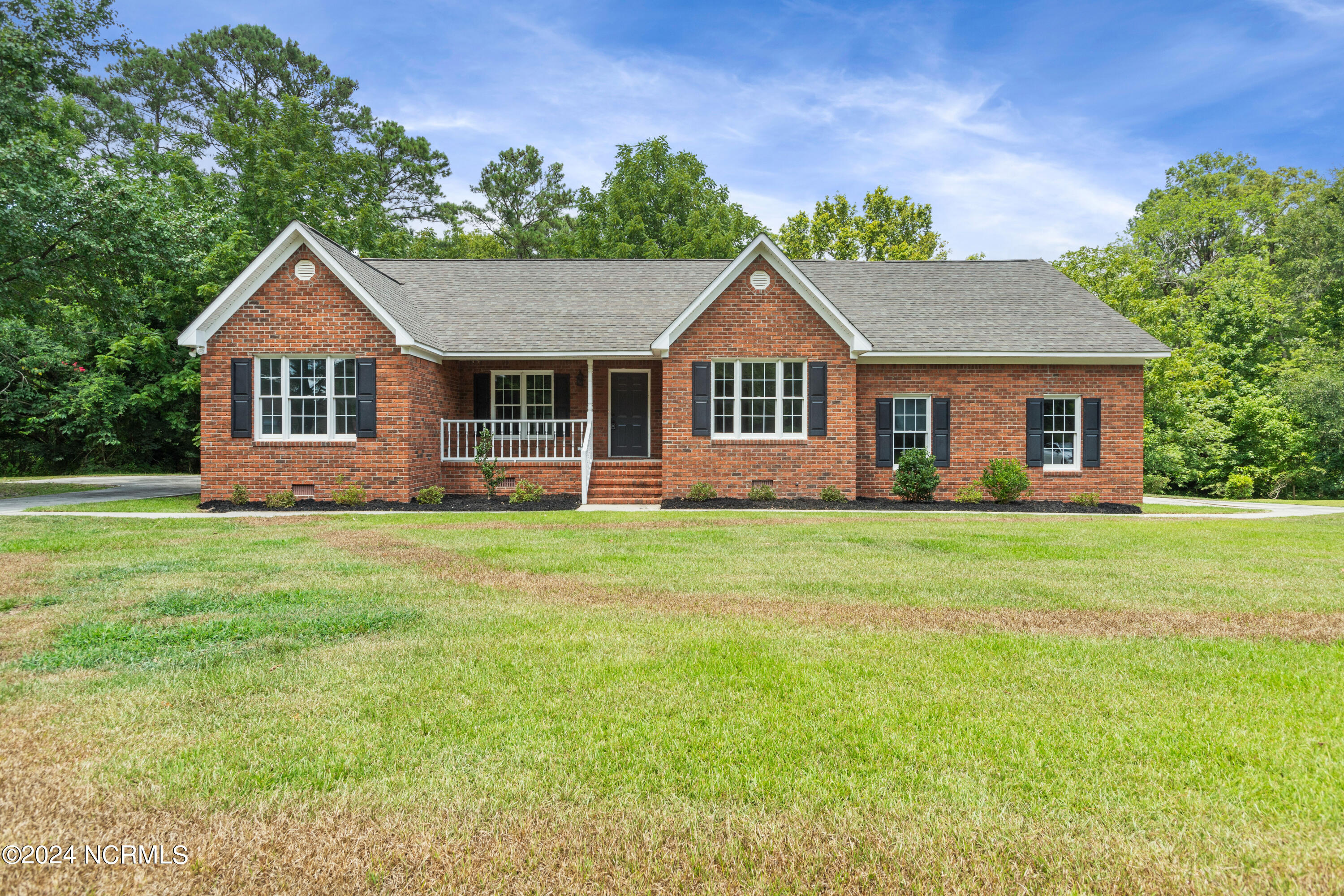 233 Beaufort Road Property Photo