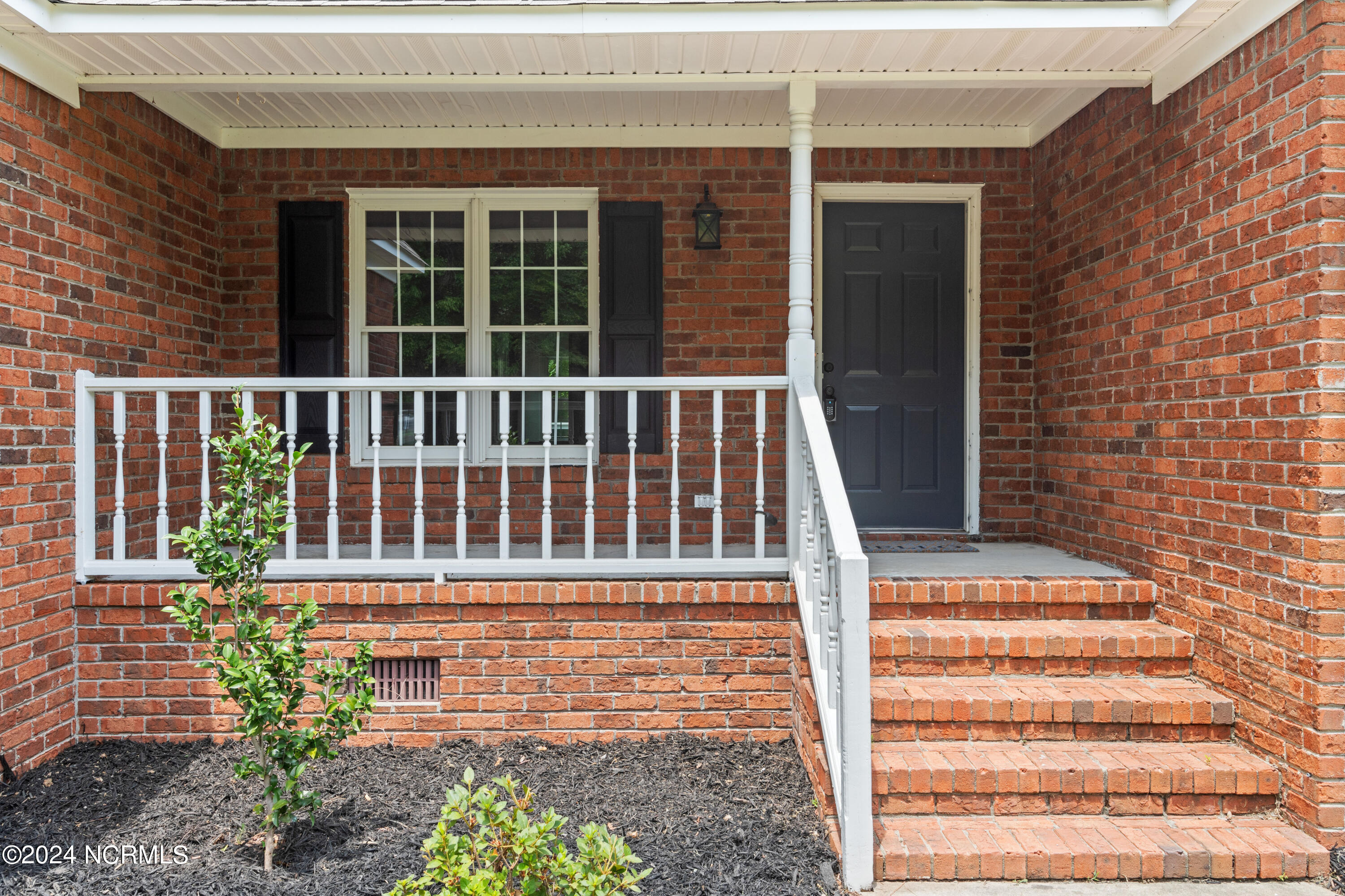 233 Beaufort Road Property Photo 4