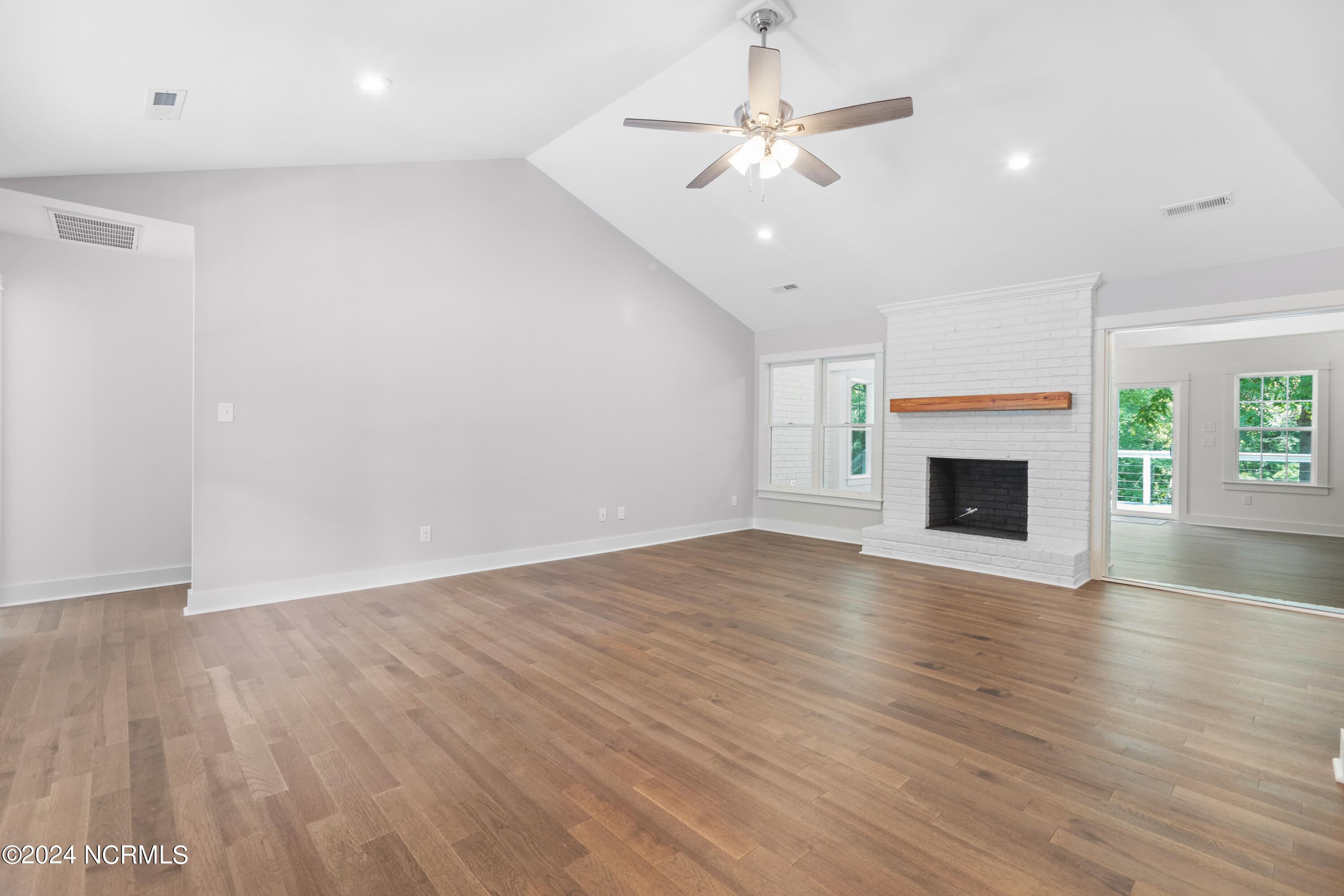 233 Beaufort Road Property Photo 5