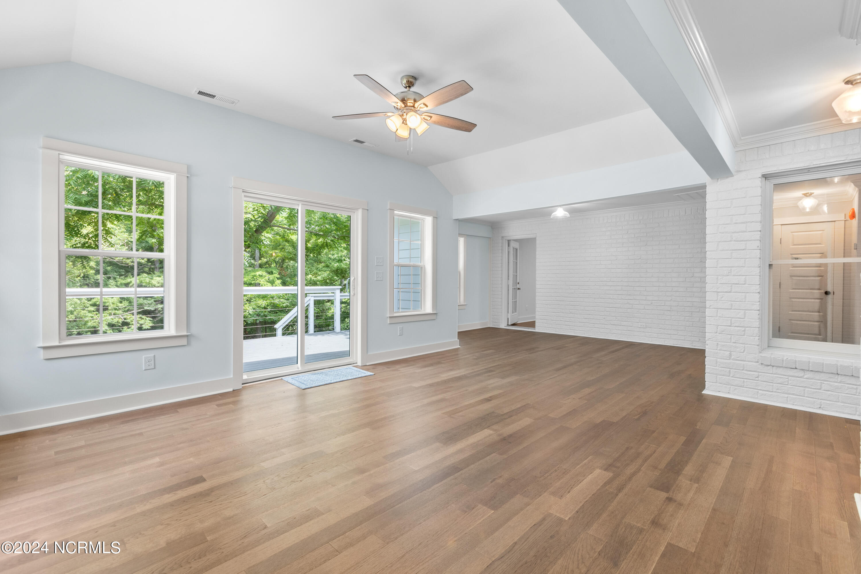 233 Beaufort Road Property Photo 9