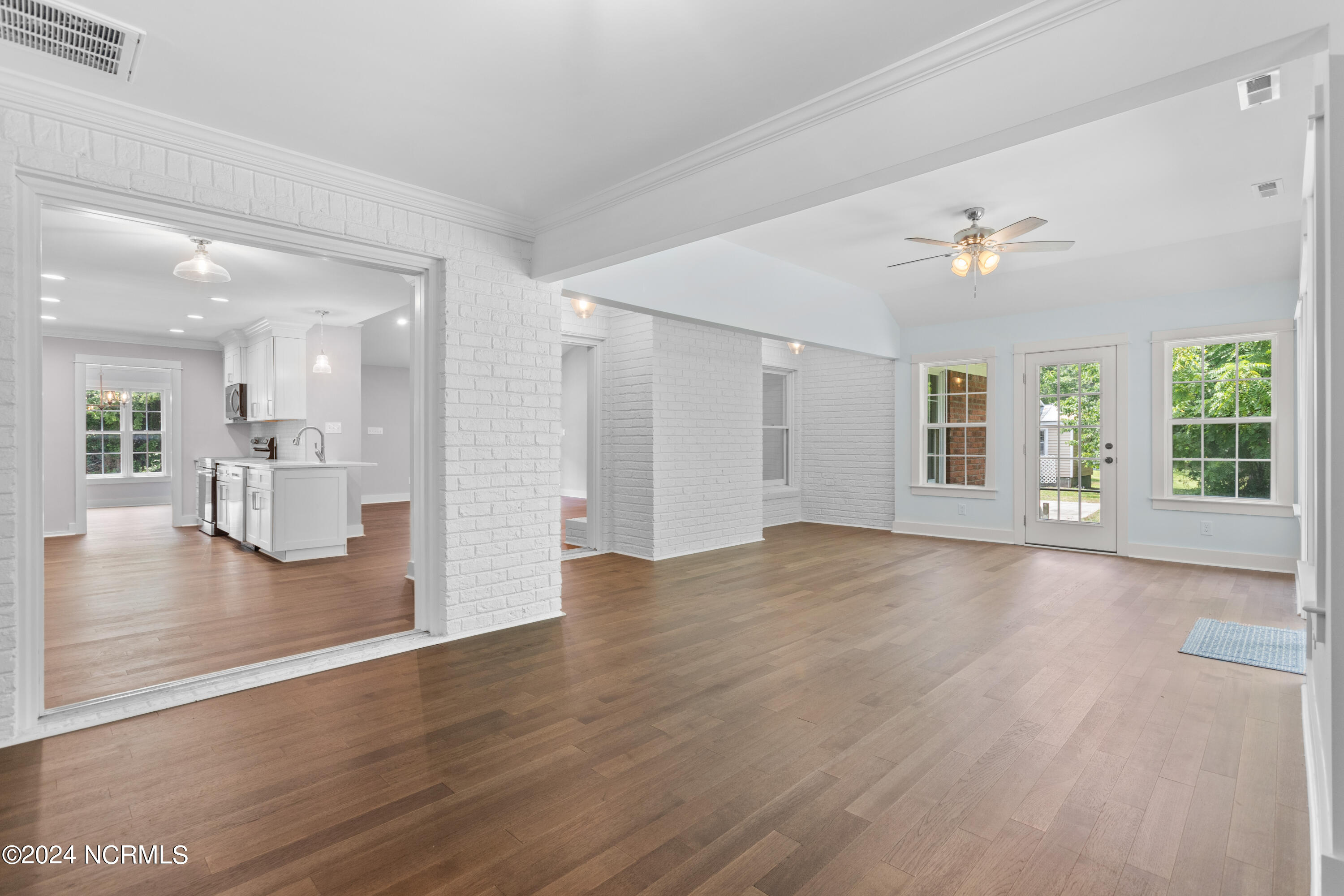 233 Beaufort Road Property Photo 10
