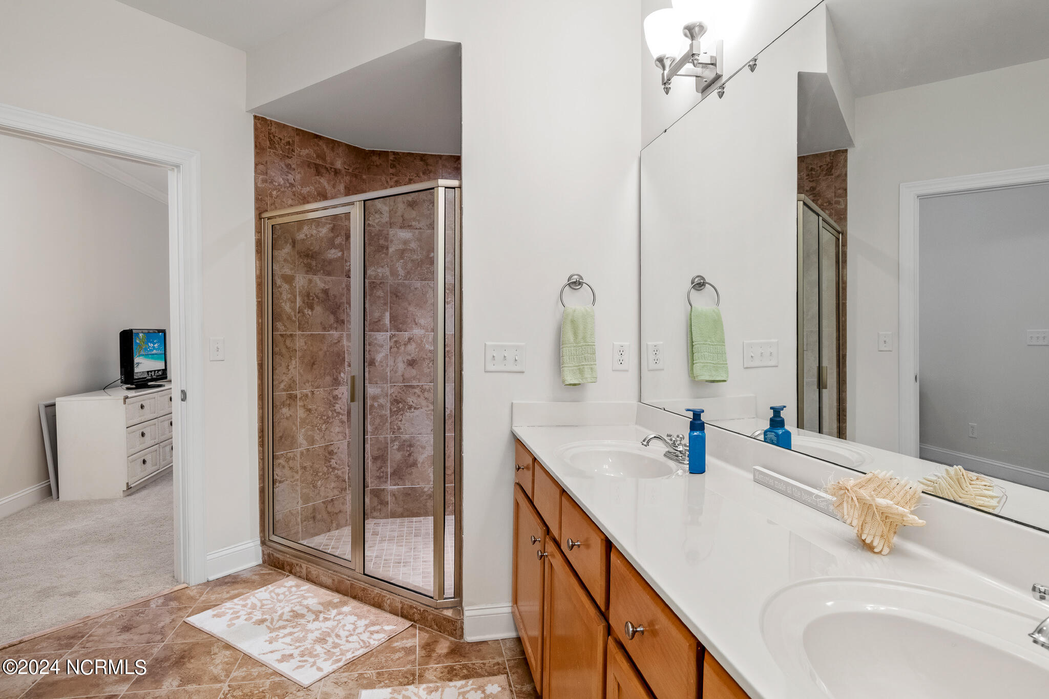 2252 Dolphin Shores Drive Unit 1 Property Photo 26