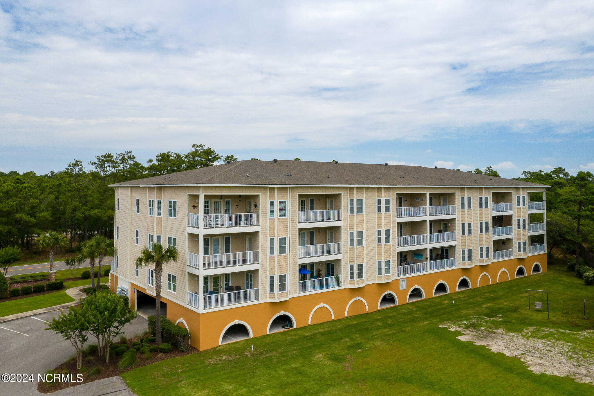 2252 Dolphin Shores Drive Unit 1 Property Photo 38