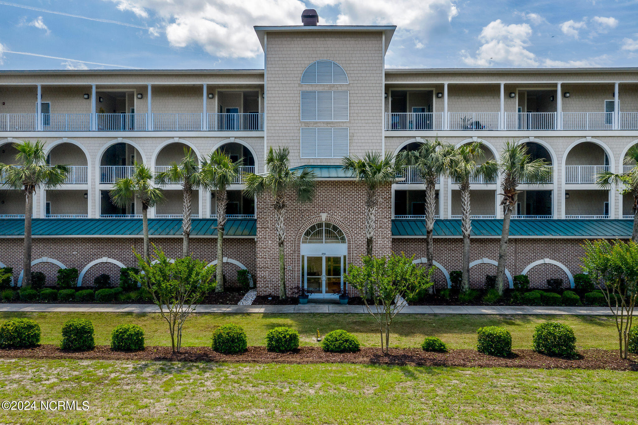 2252 Dolphin Shores Drive Unit 1 Property Photo 45