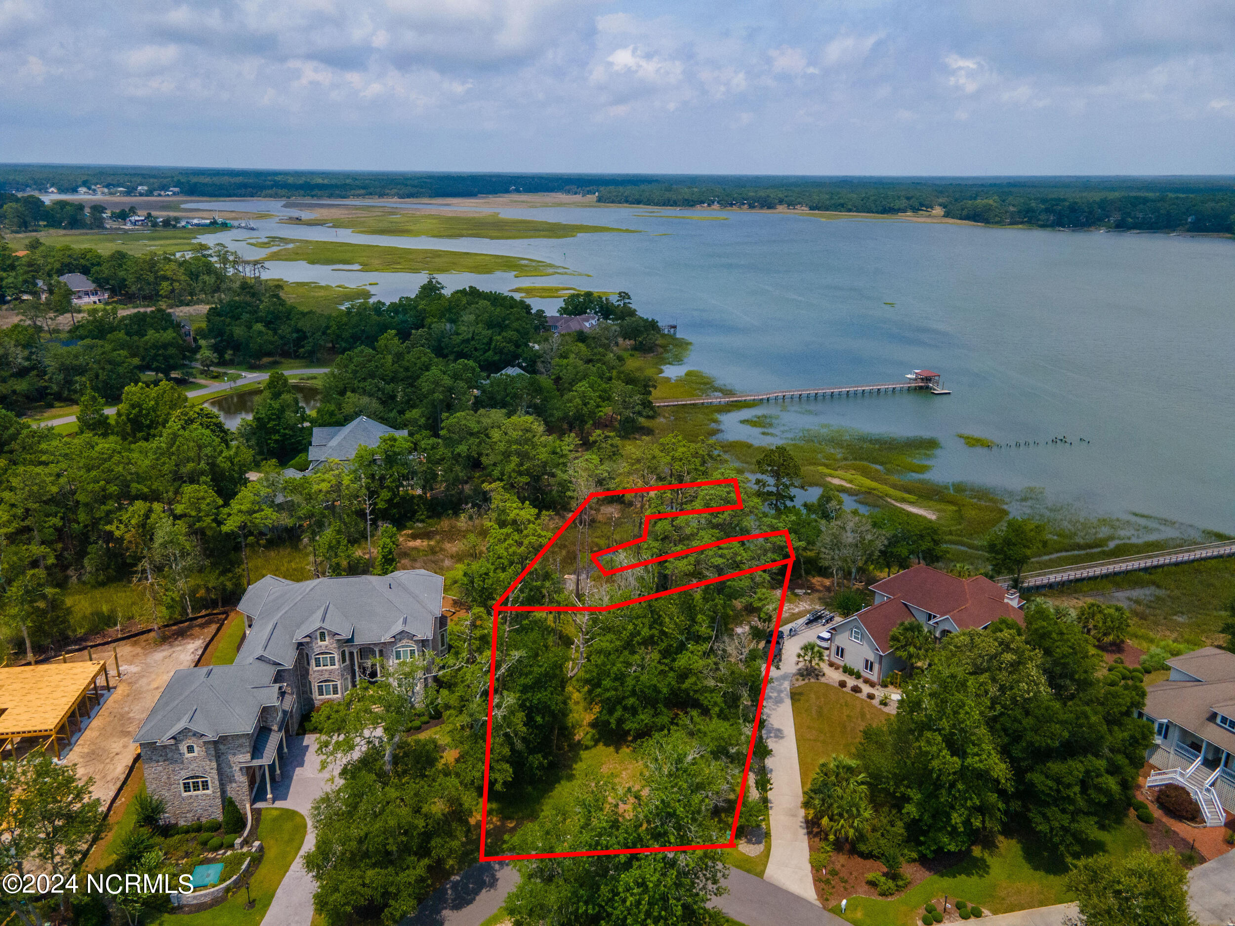 168 Genoes Point Road Property Photo 1