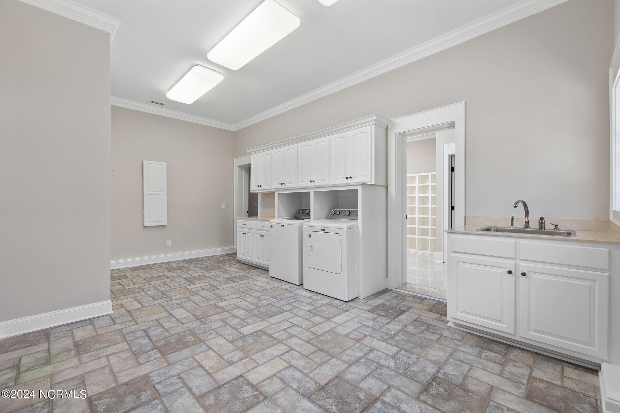 1766 Waterway Drive Property Photo 23