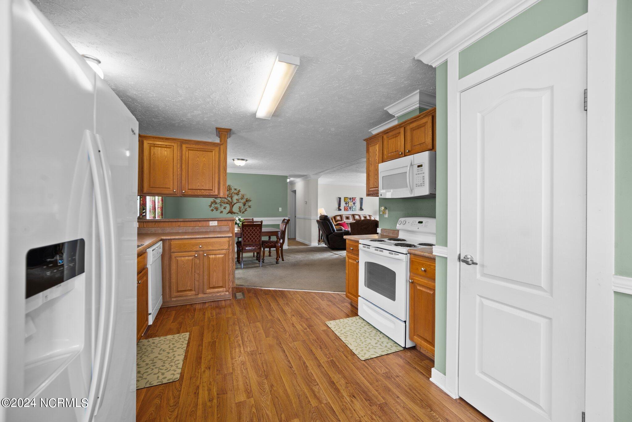 193 Water Street Property Photo 30