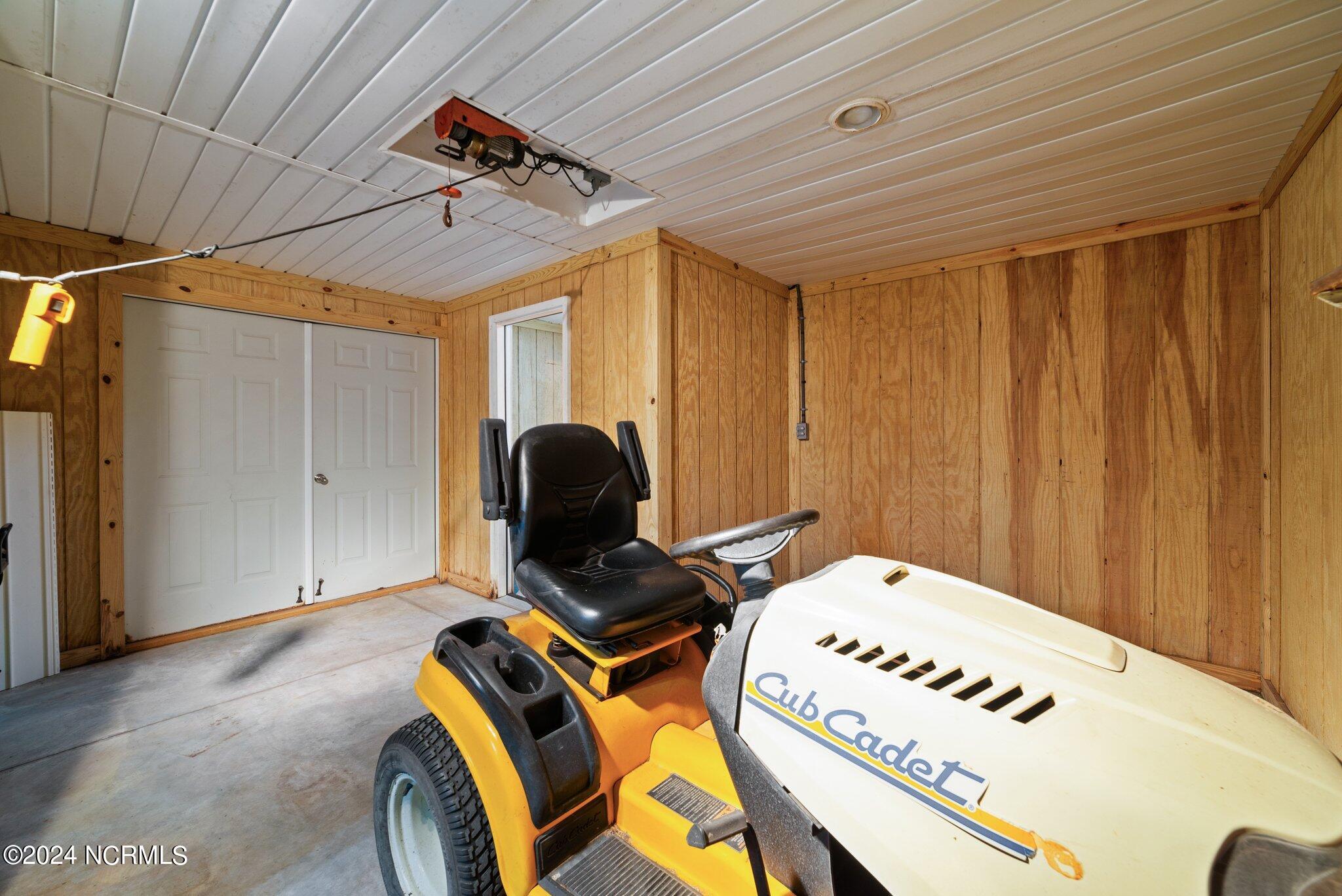 193 Water Street Property Photo 48