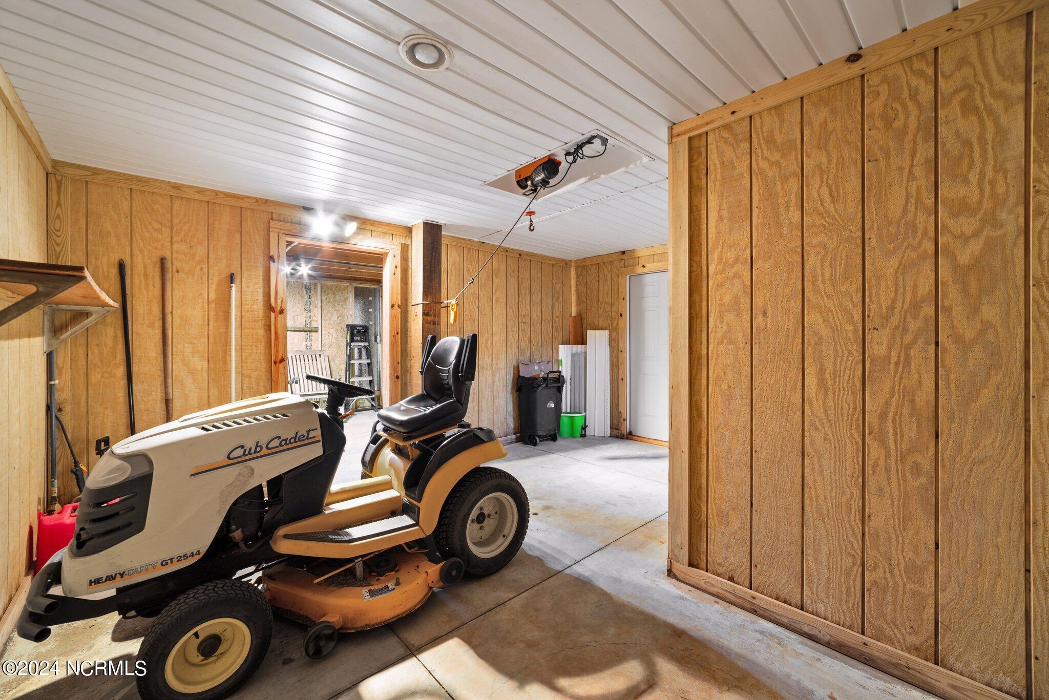 193 Water Street Property Photo 49