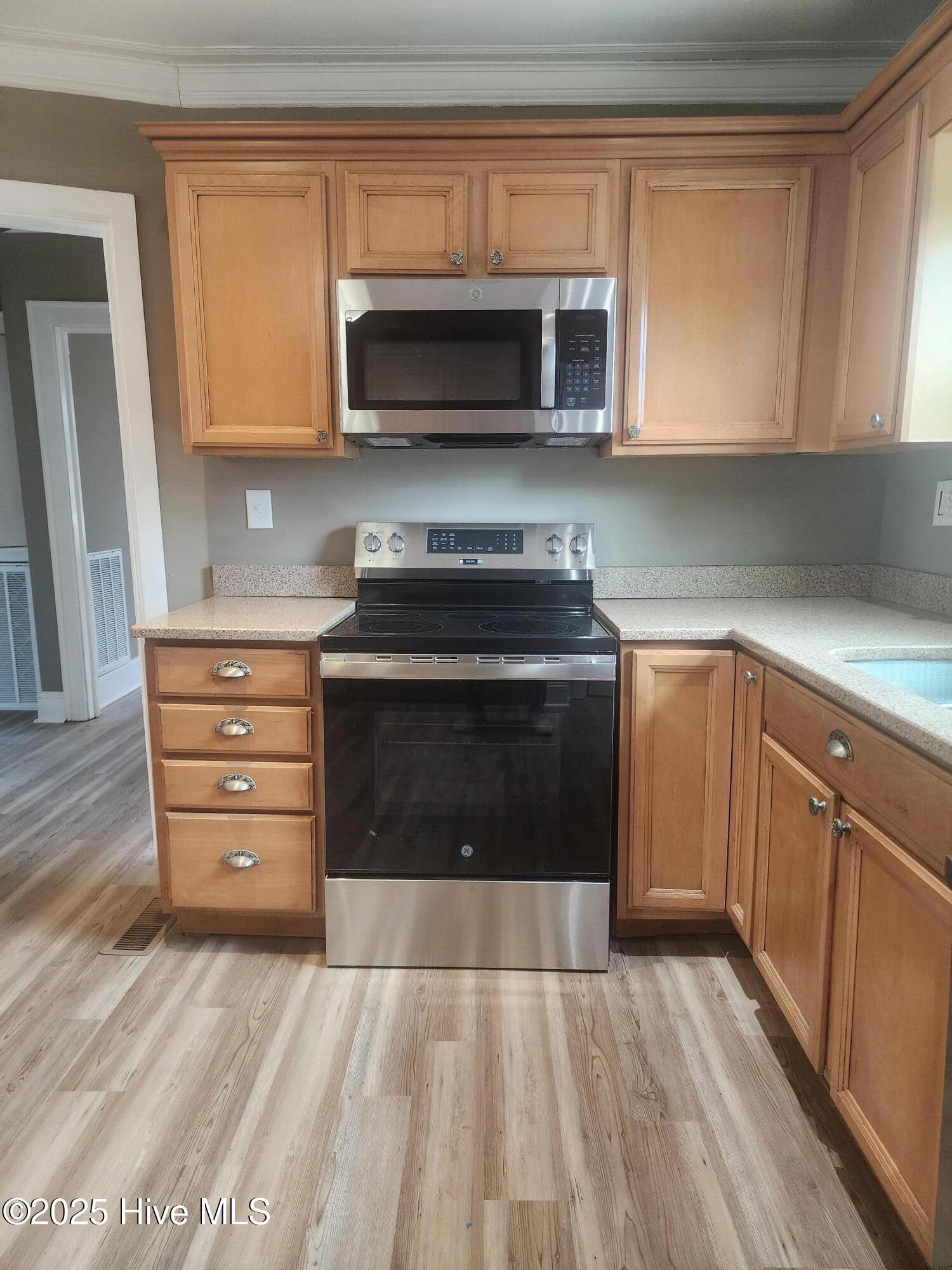 2090 Burnett Boulevard Property Photo 7