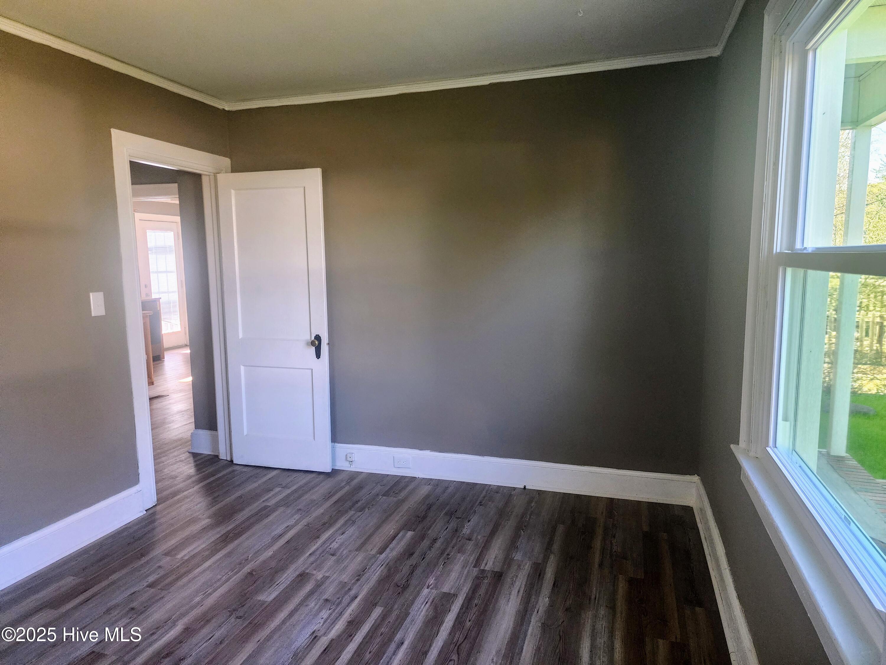 2090 Burnett Boulevard Property Photo 10