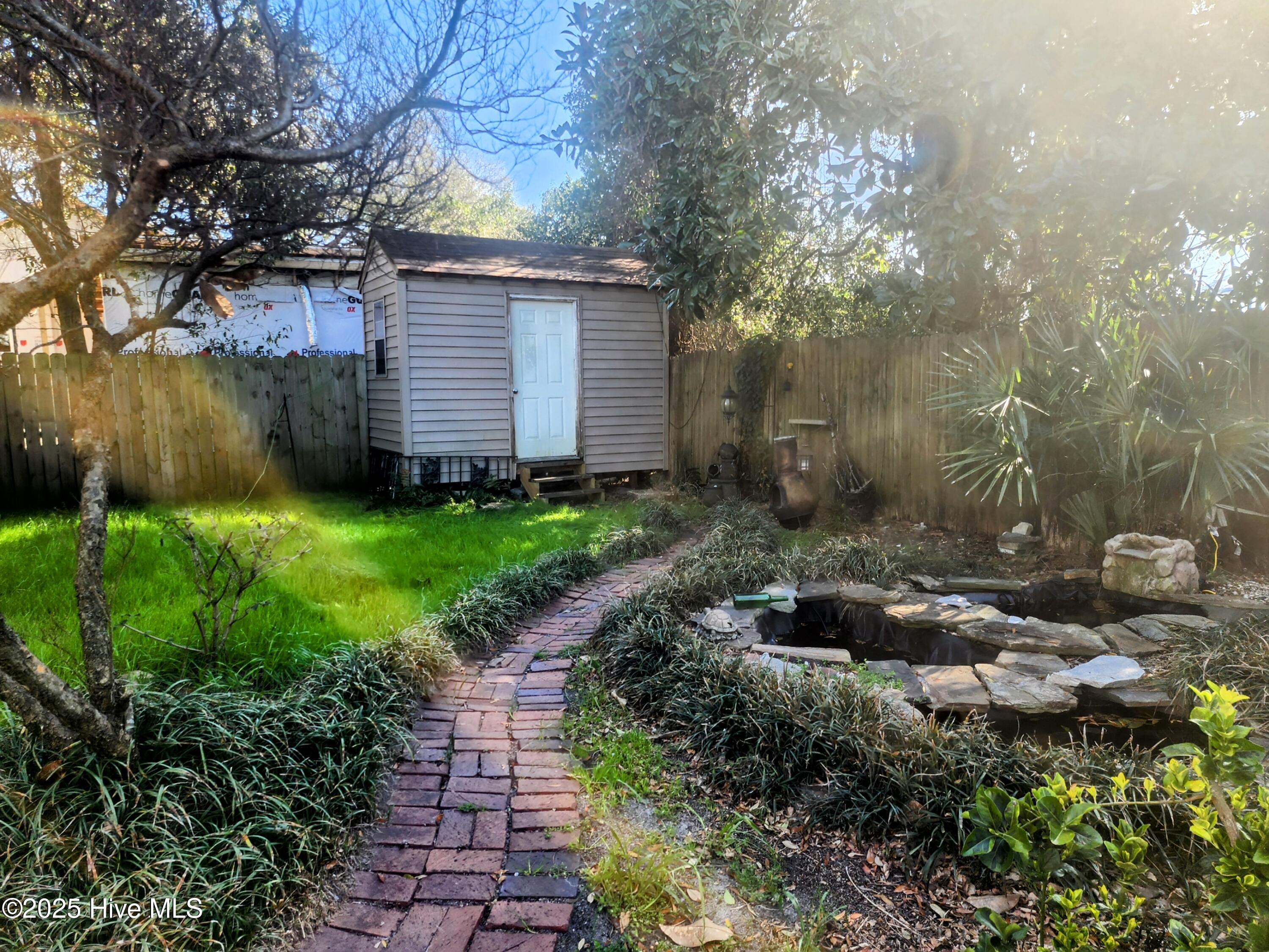2090 Burnett Boulevard Property Photo 19