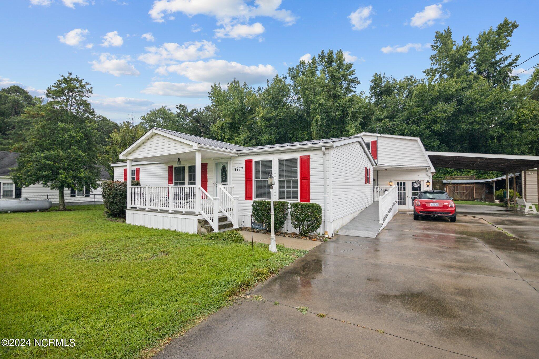2277 Hull Road Property Photo 2