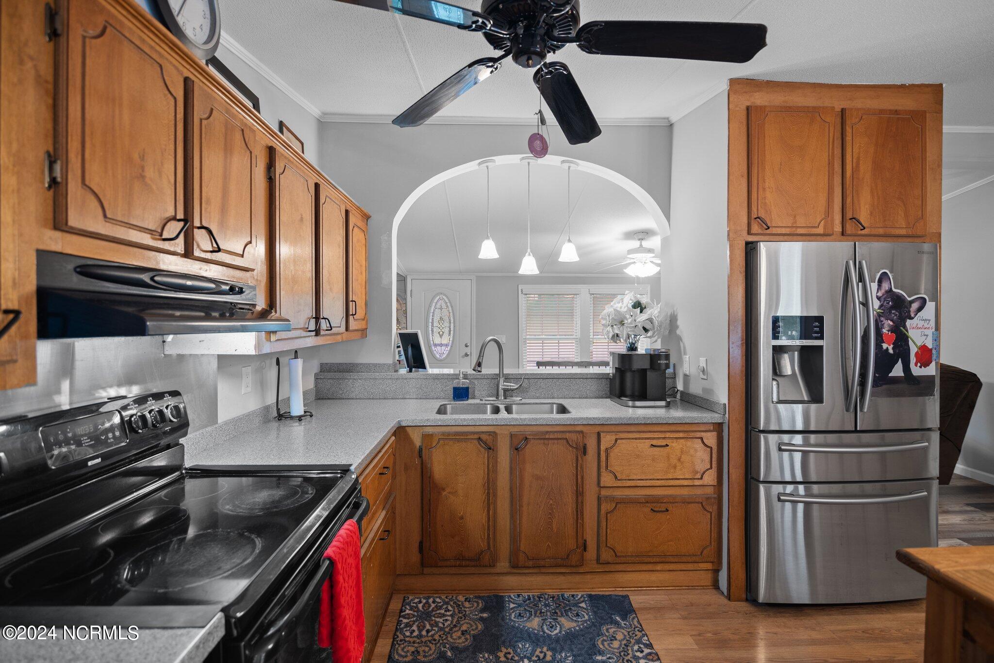 2277 Hull Road Property Photo 12