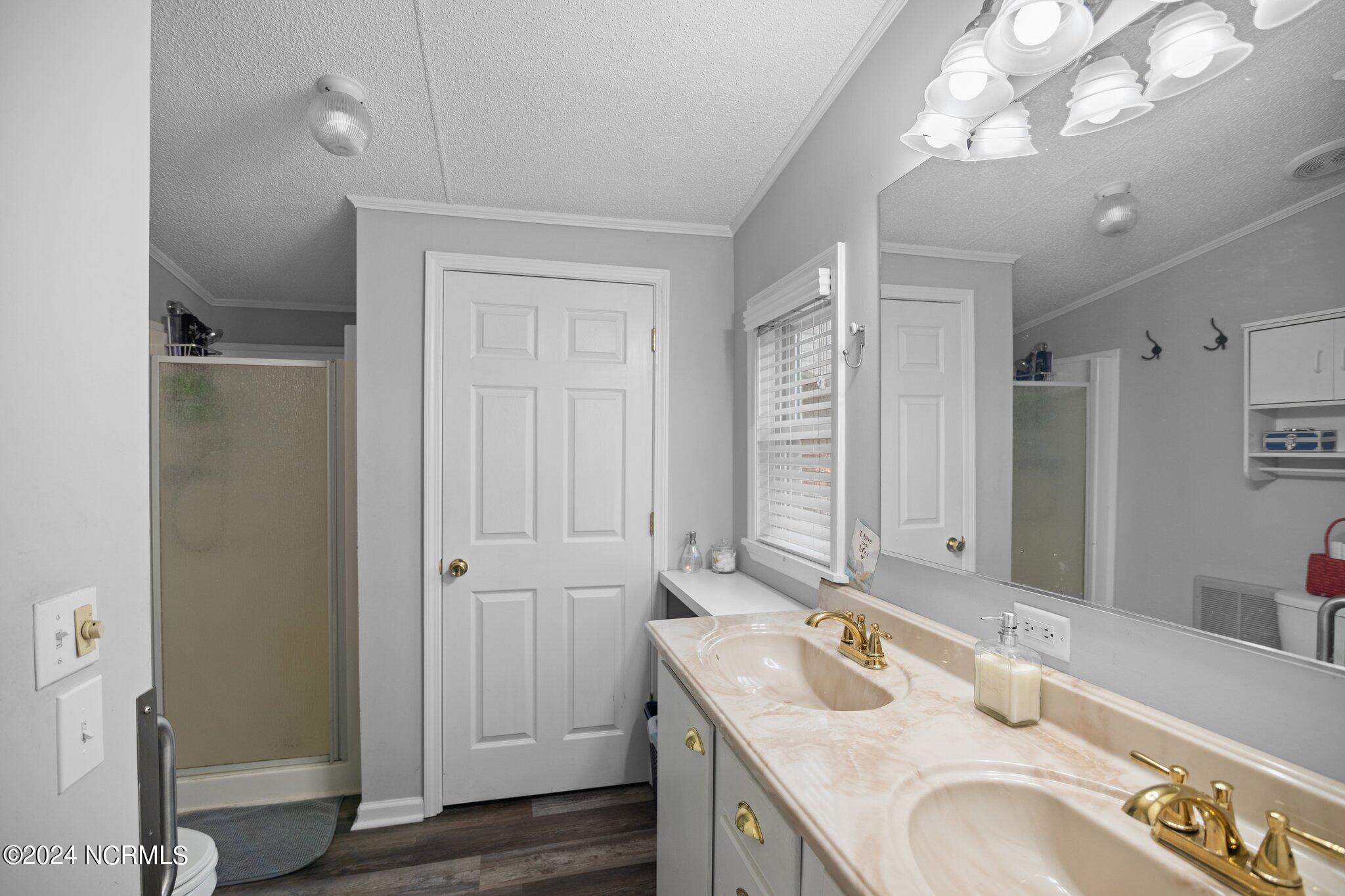 2277 Hull Road Property Photo 24