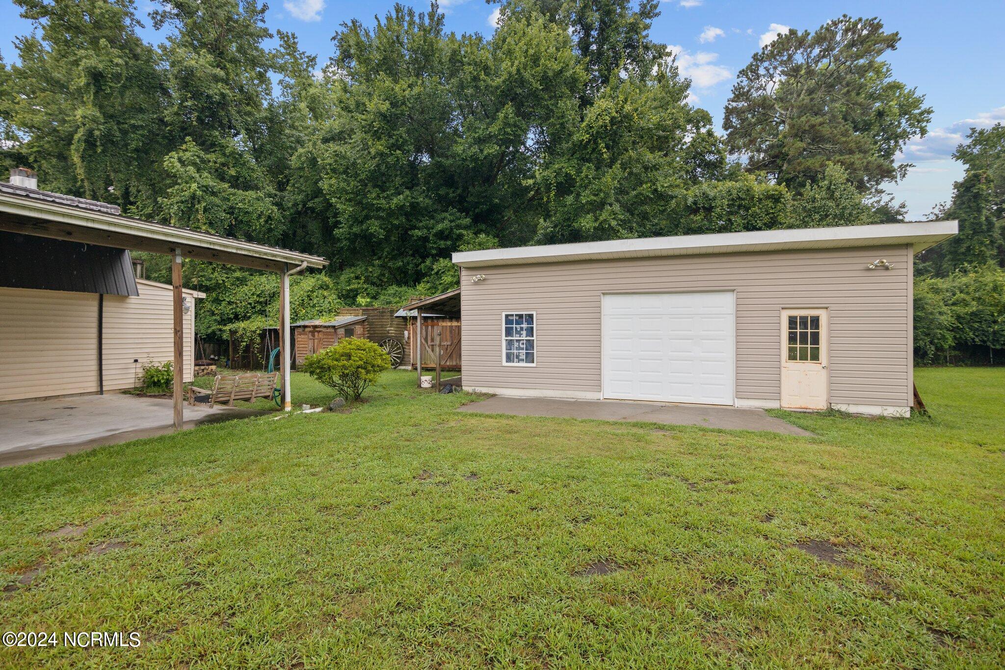 2277 Hull Road Property Photo 38