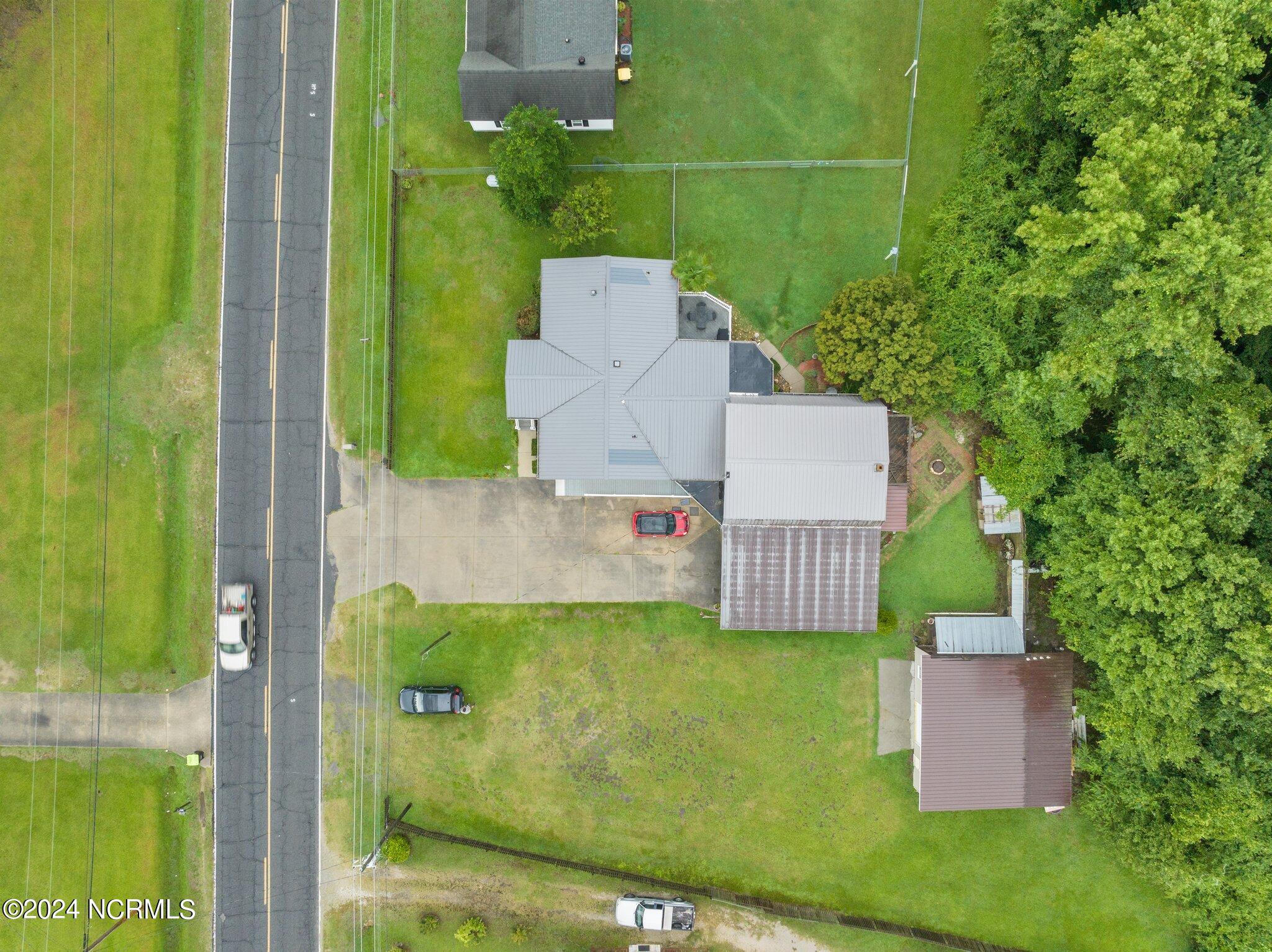 2277 Hull Road Property Photo 40