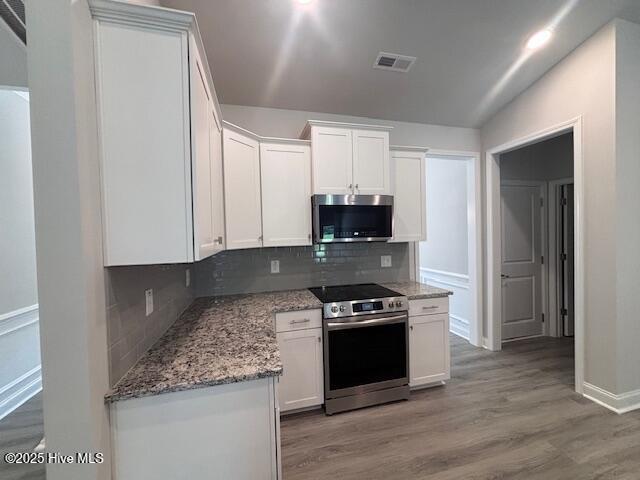 161 Firethorn Circle Property Photo 8