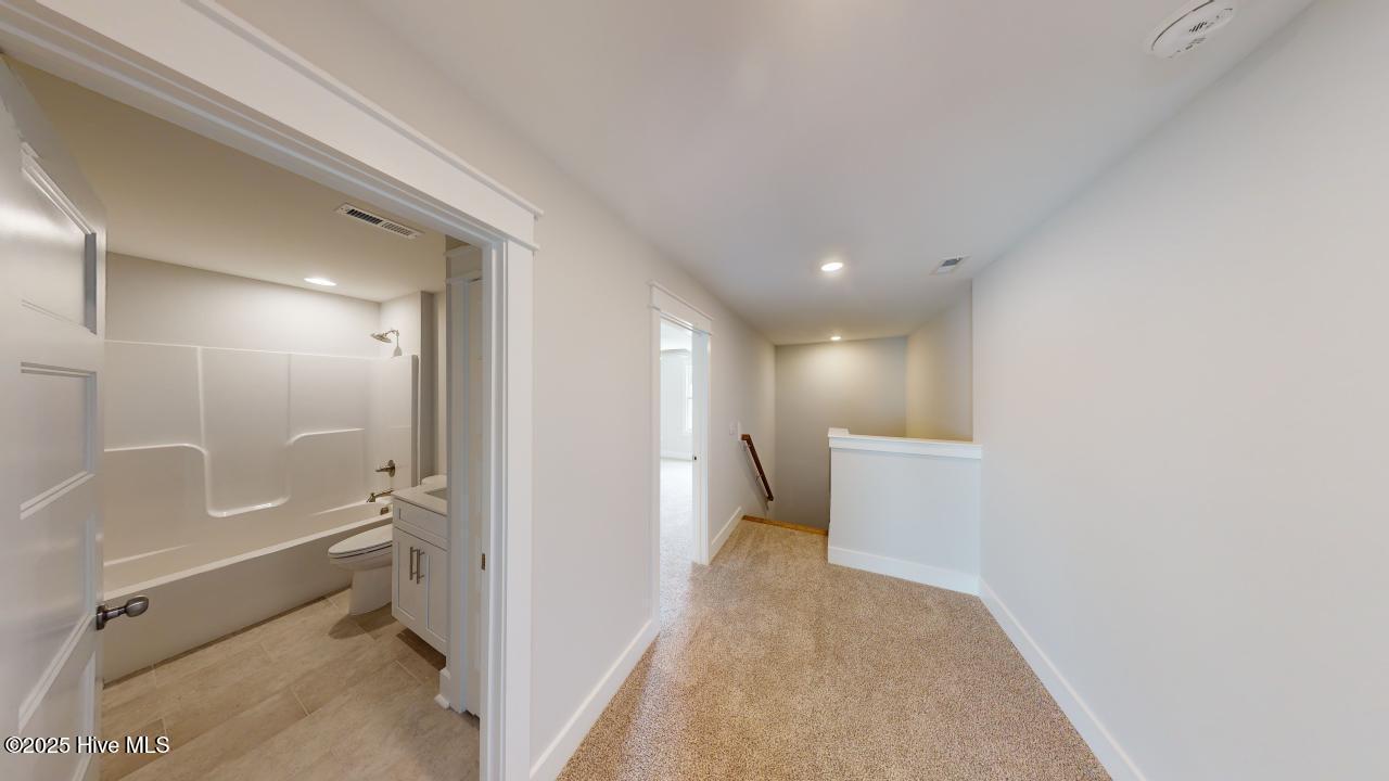 2082 Greenside Manor Drive L-37 Property Photo 21