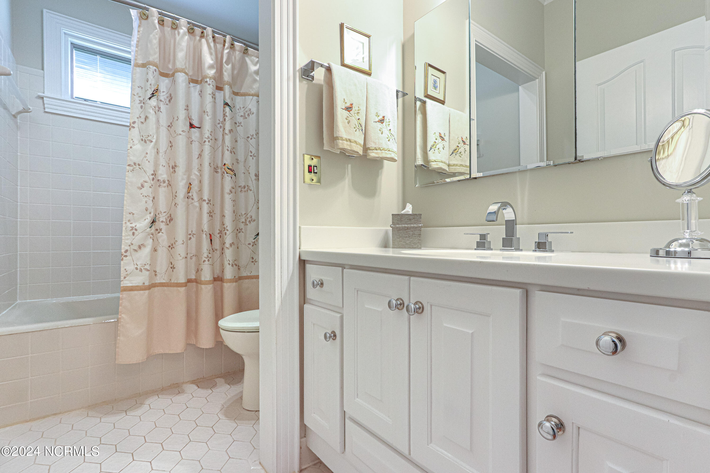 3 Sodbury Court Property Photo 37