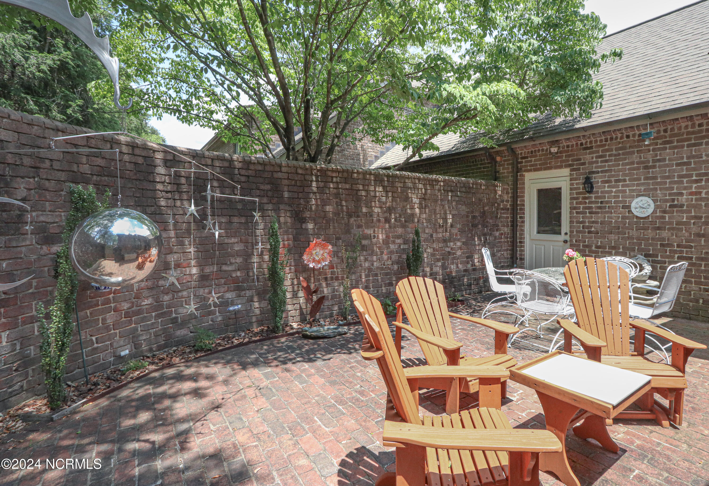 3 Sodbury Court Property Photo 42