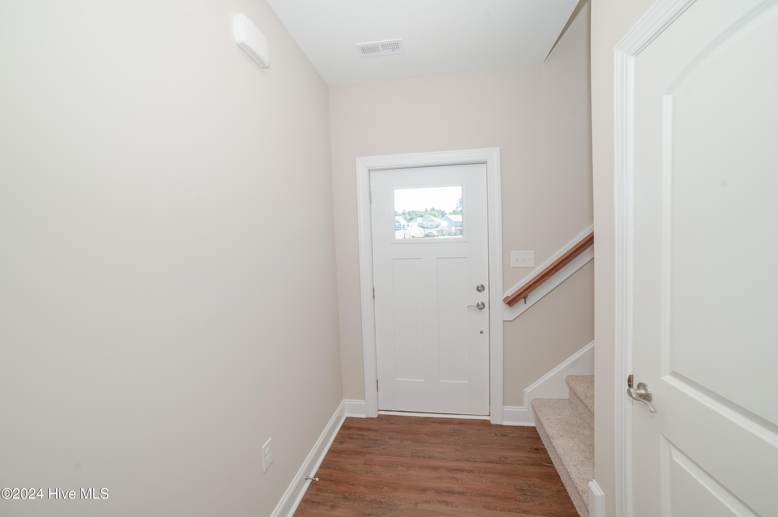 342 Dunston Road Property Photo 4