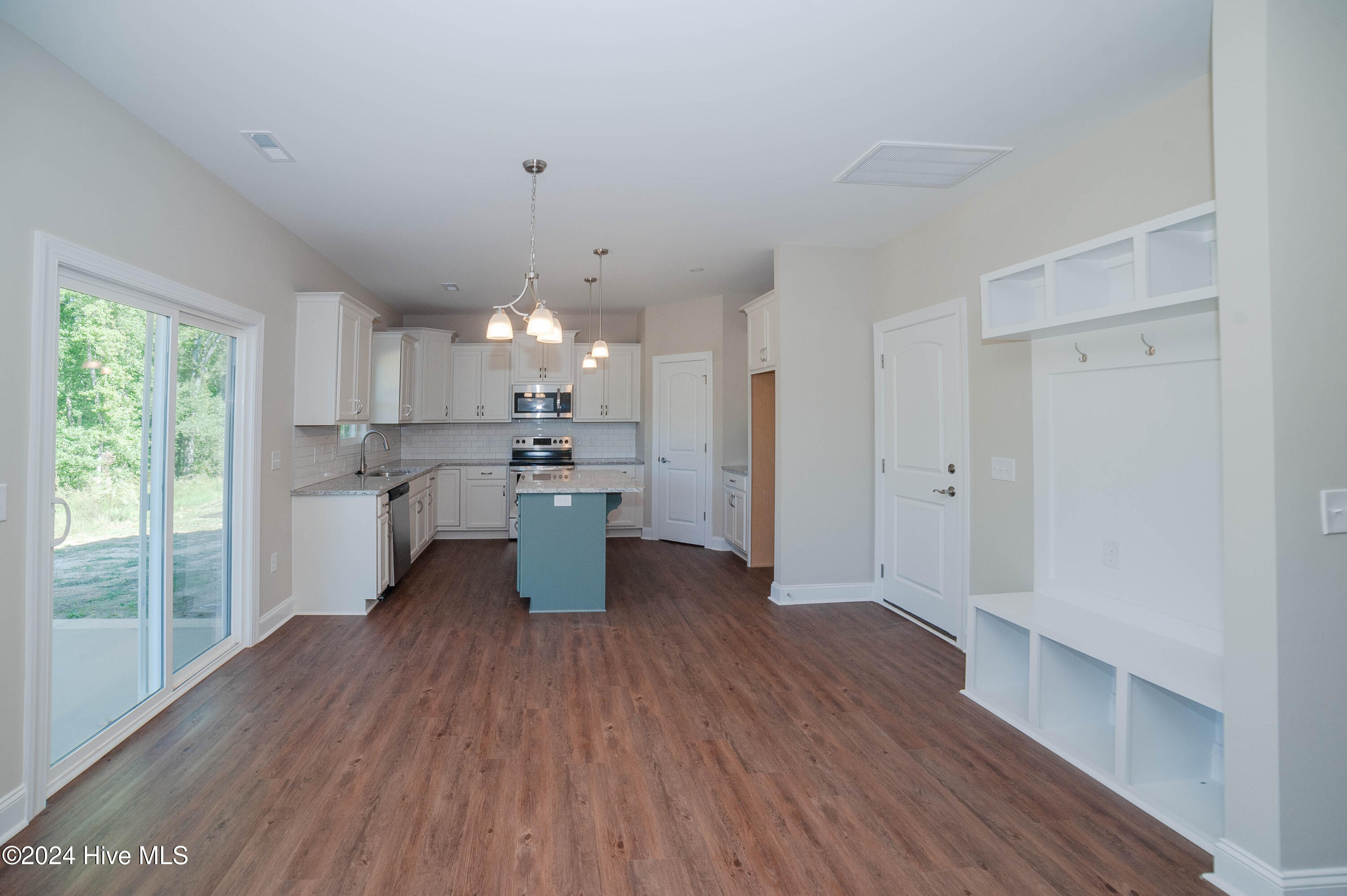342 Dunston Road Property Photo 8