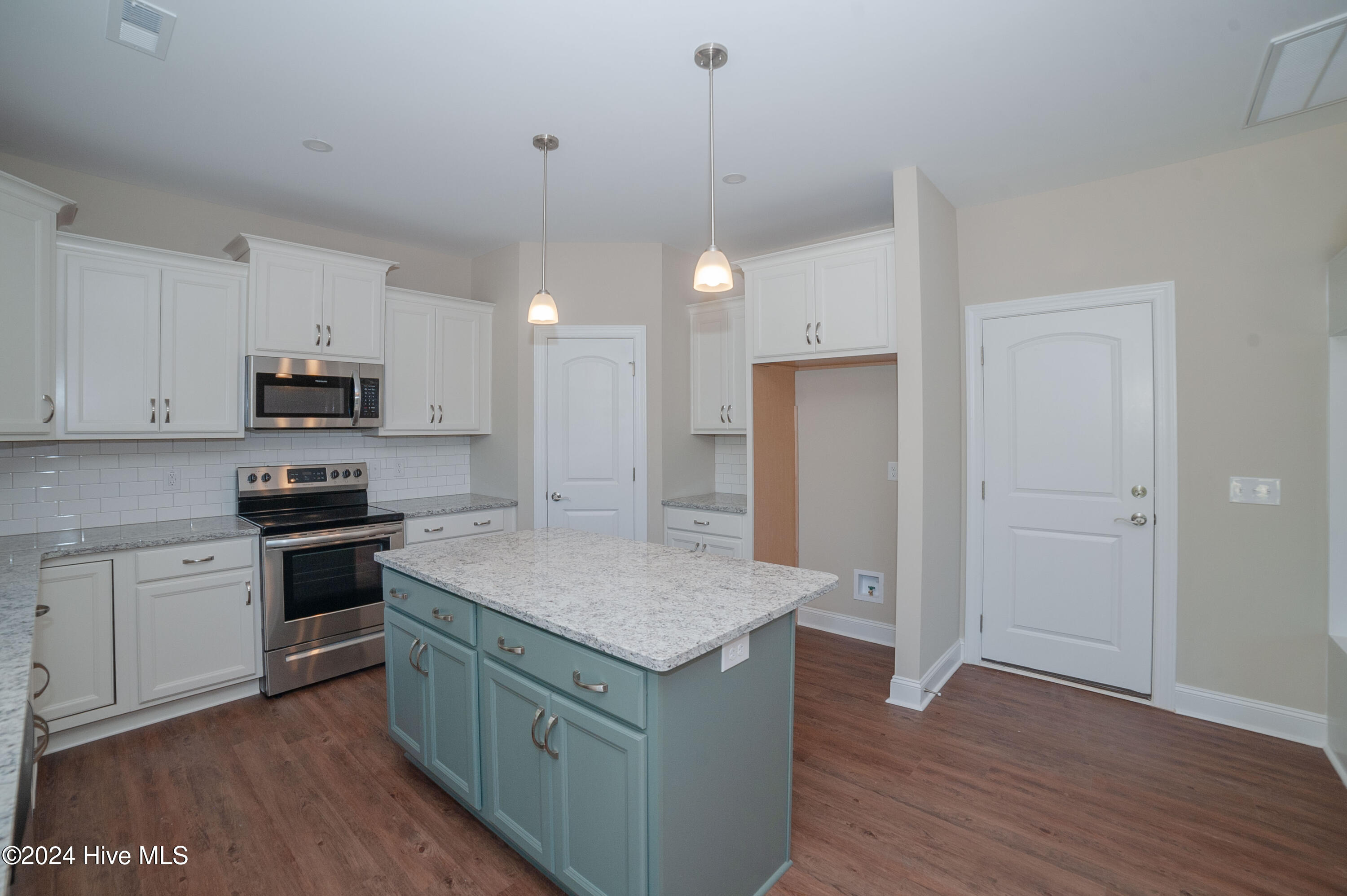 342 Dunston Road Property Photo 10